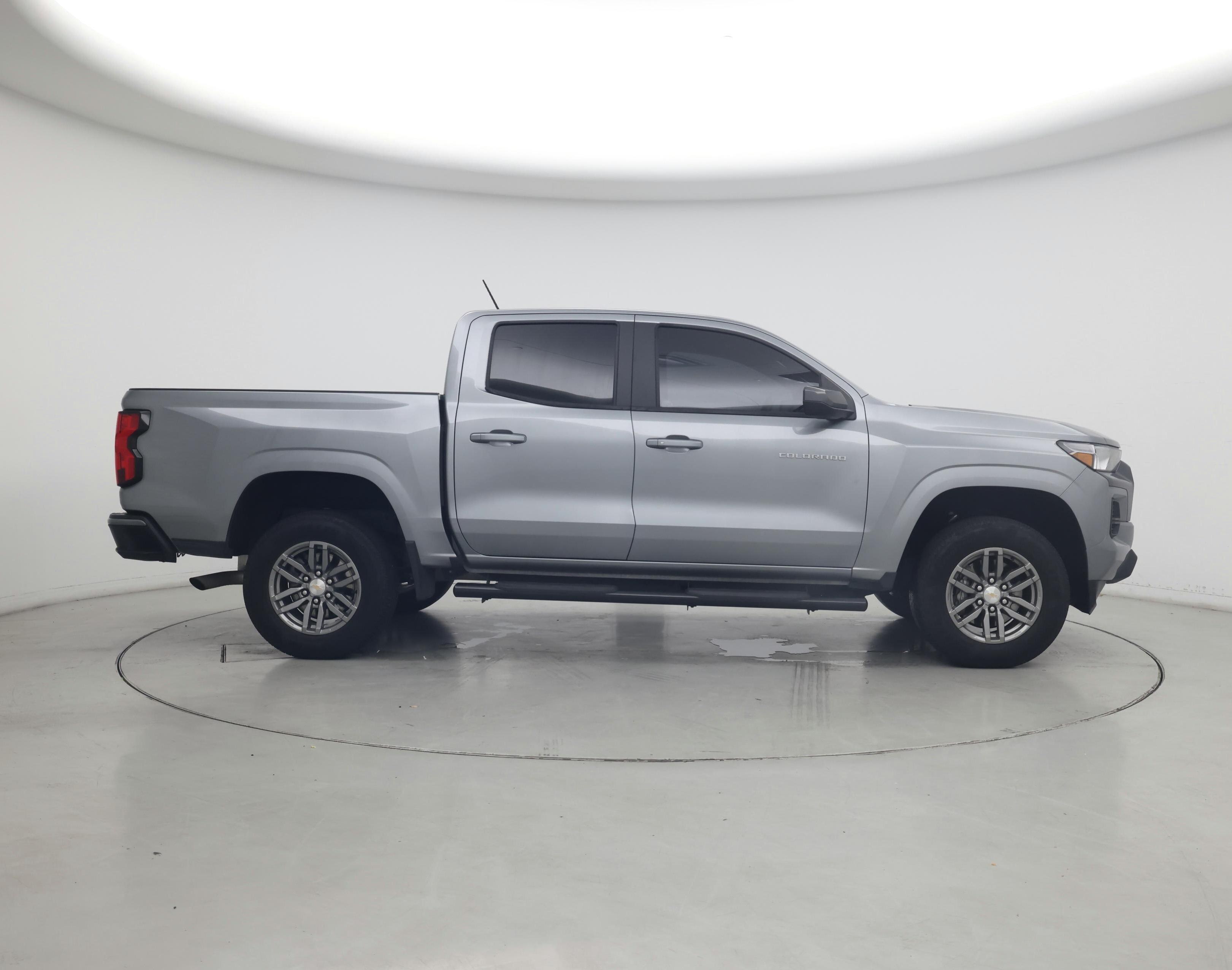 Thumbnail: 2023 Chevrolet Colorado - 7