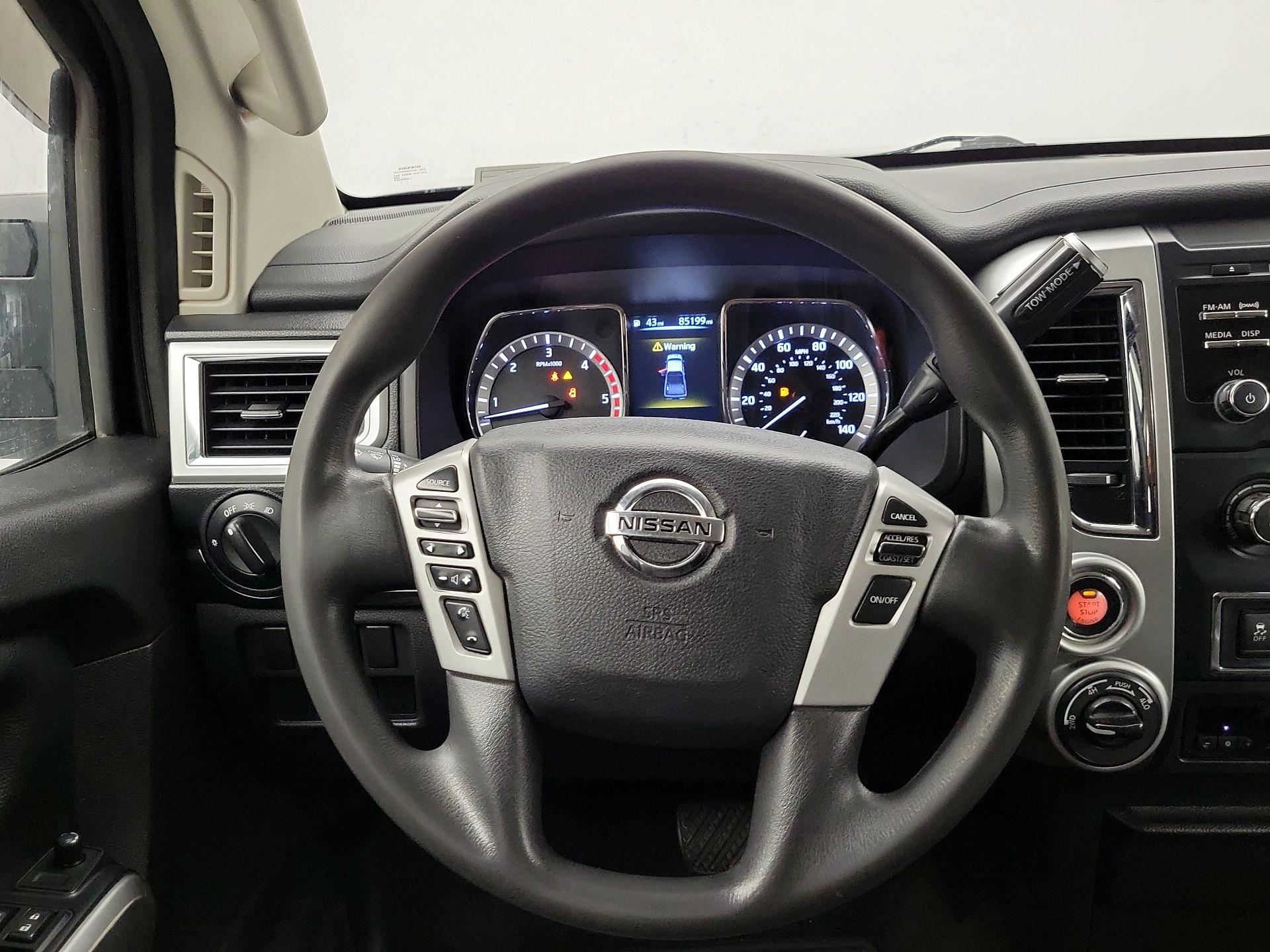 Thumbnail: 2017 Nissan Titan - 10