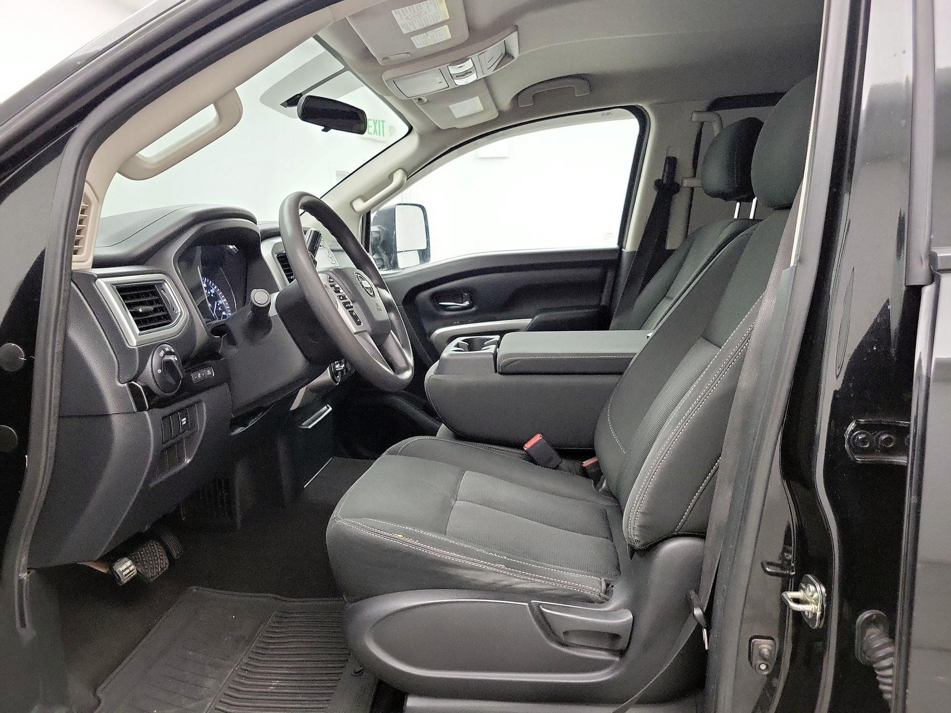 Thumbnail: 2017 Nissan Titan - 11