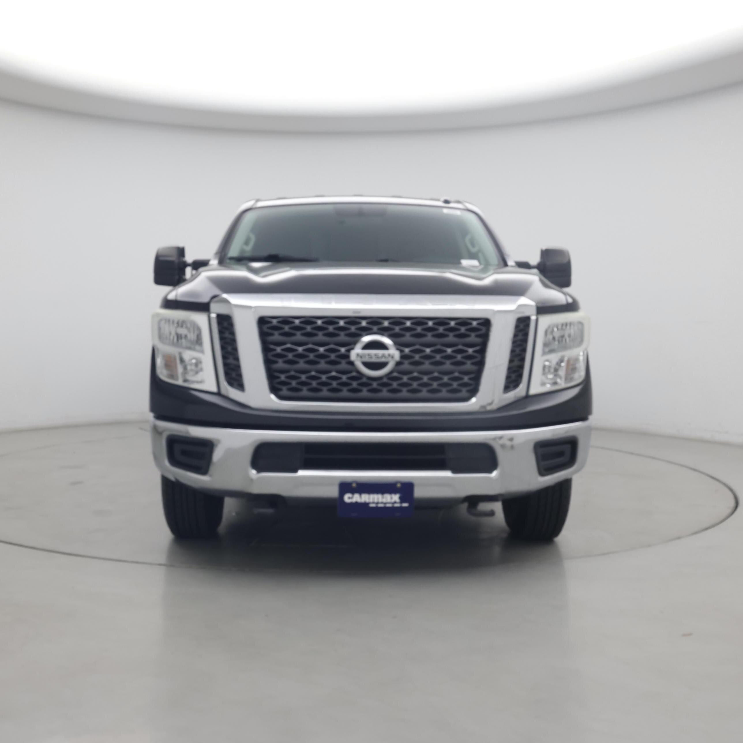 Thumbnail: 2017 Nissan Titan - 5