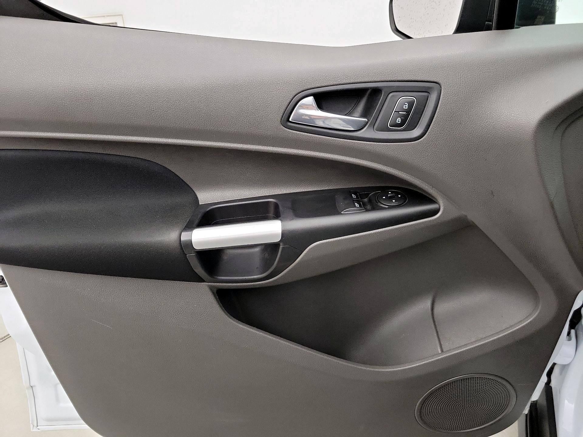 Thumbnail: 2019 Ford Transit Series - 12