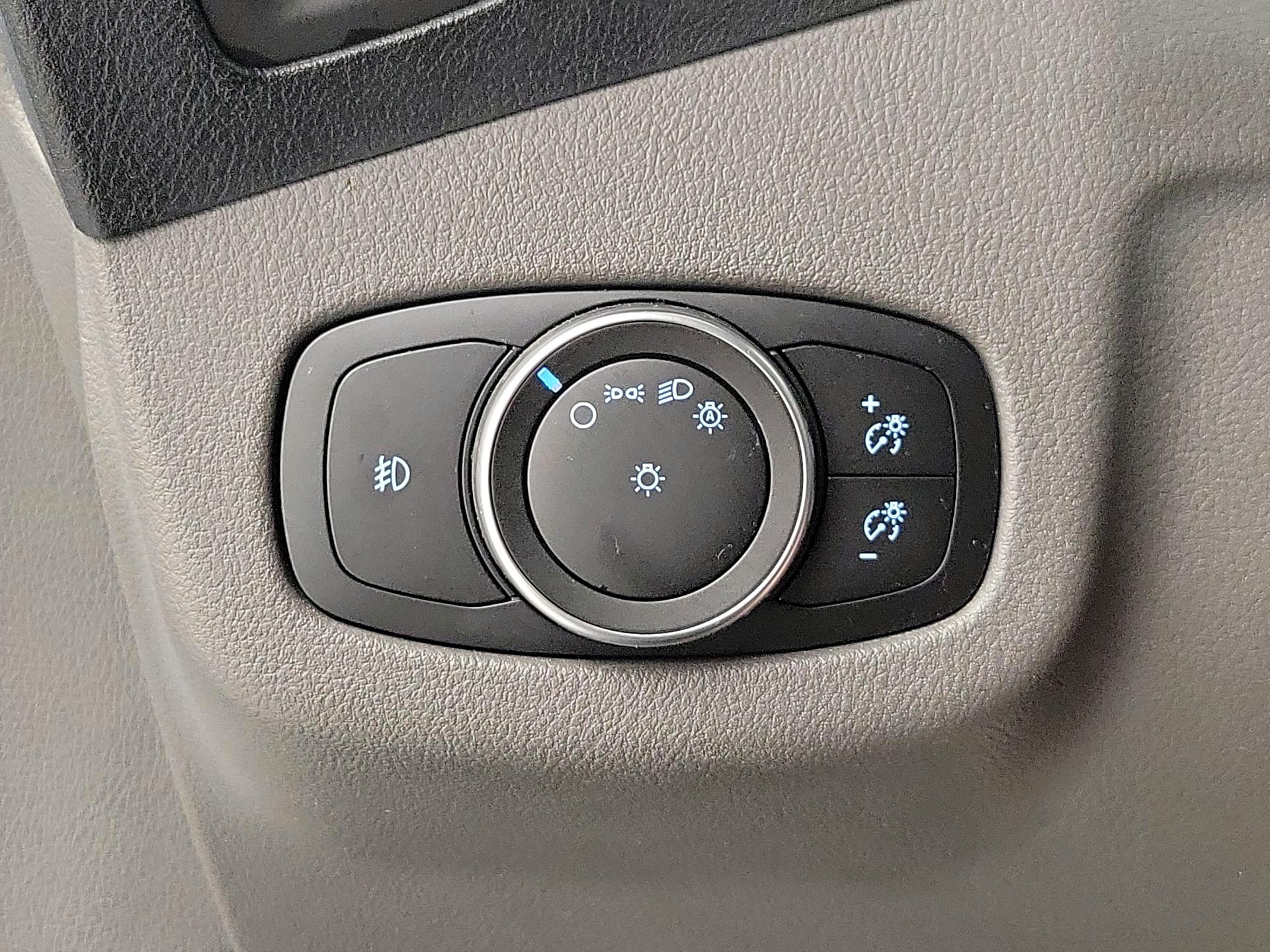 Thumbnail: 2019 Ford Transit Series - 13