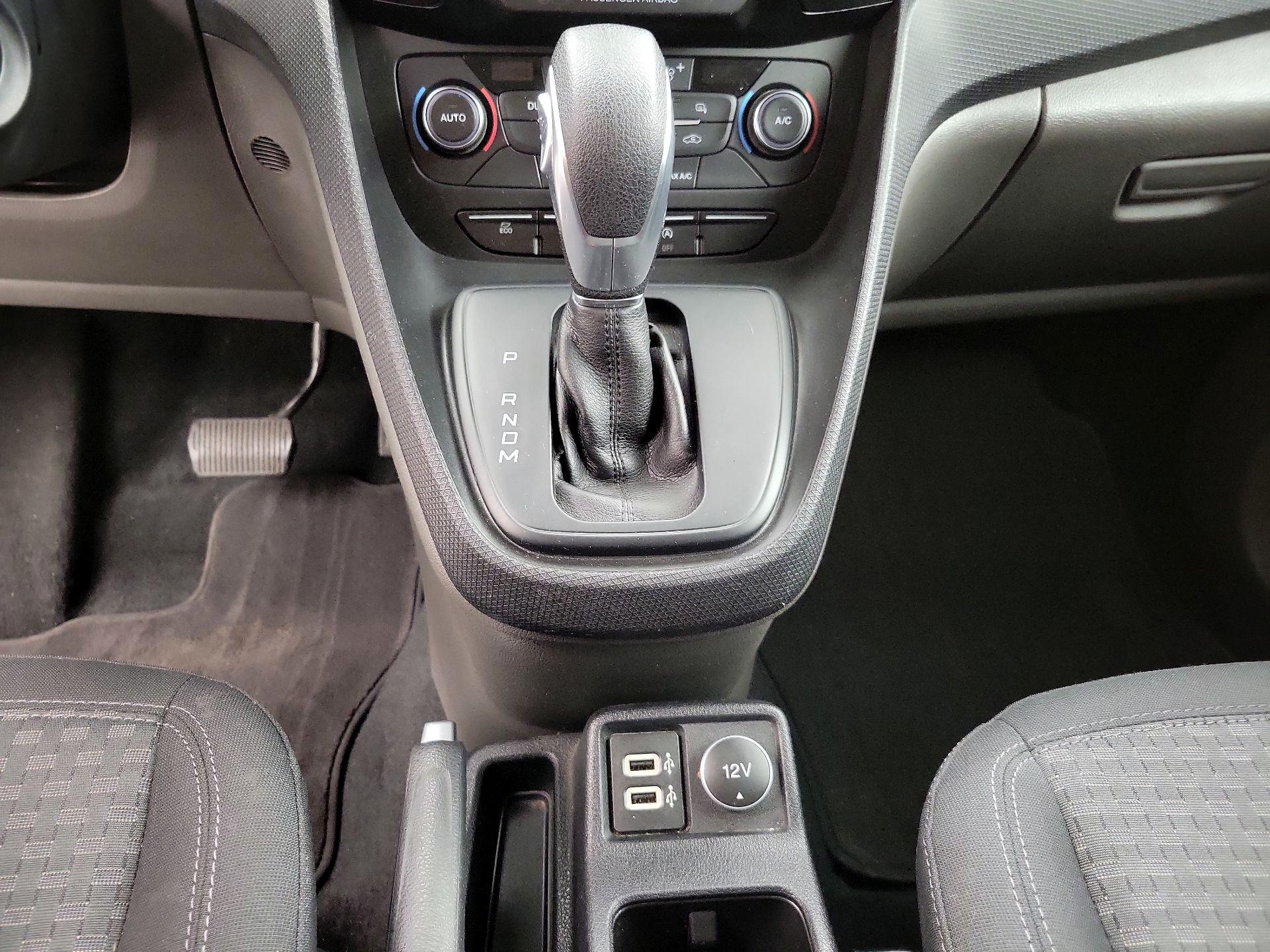 Thumbnail: 2019 Ford Transit Series - 18