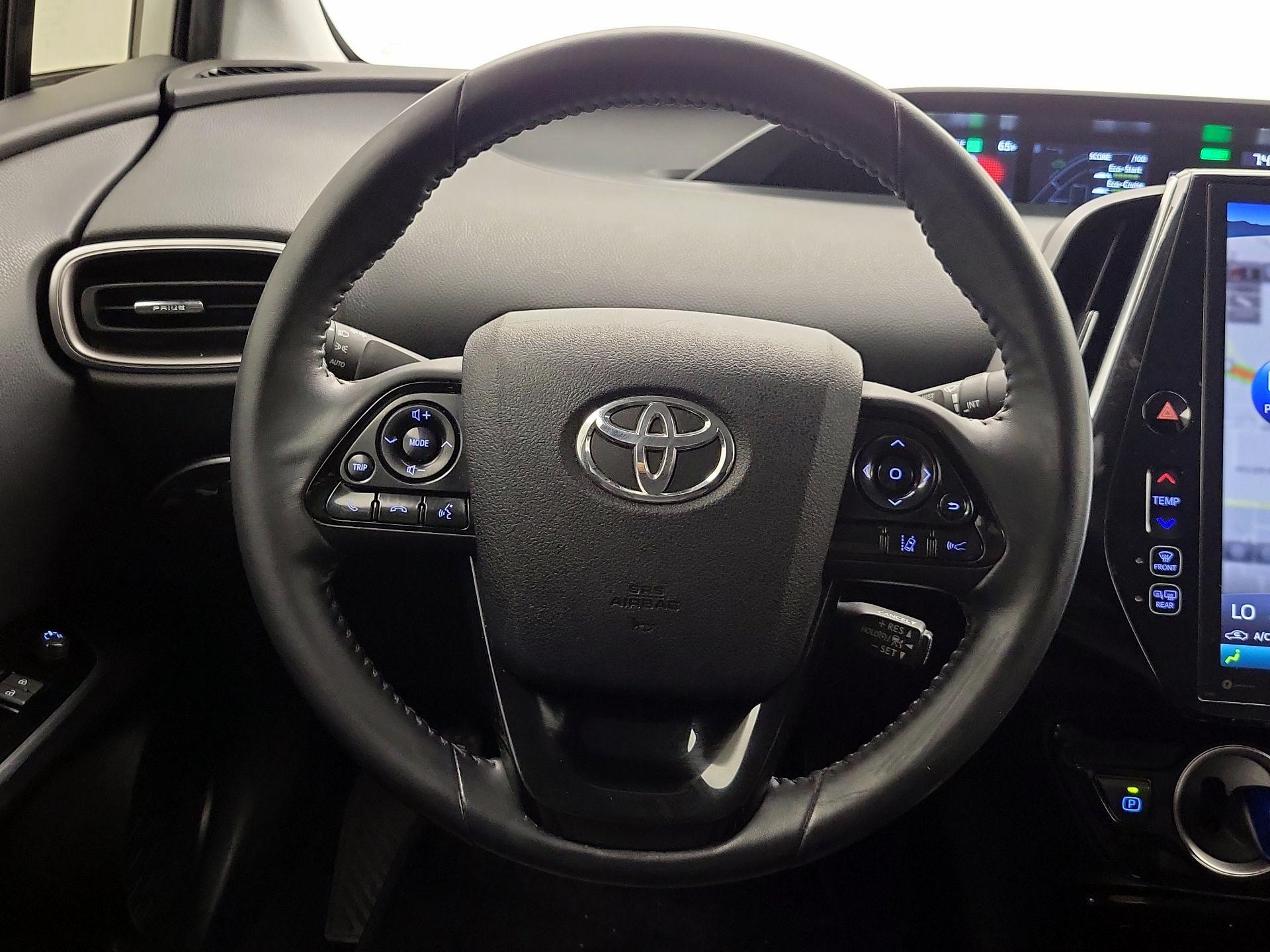 Thumbnail: 2021 Toyota Prius - 10