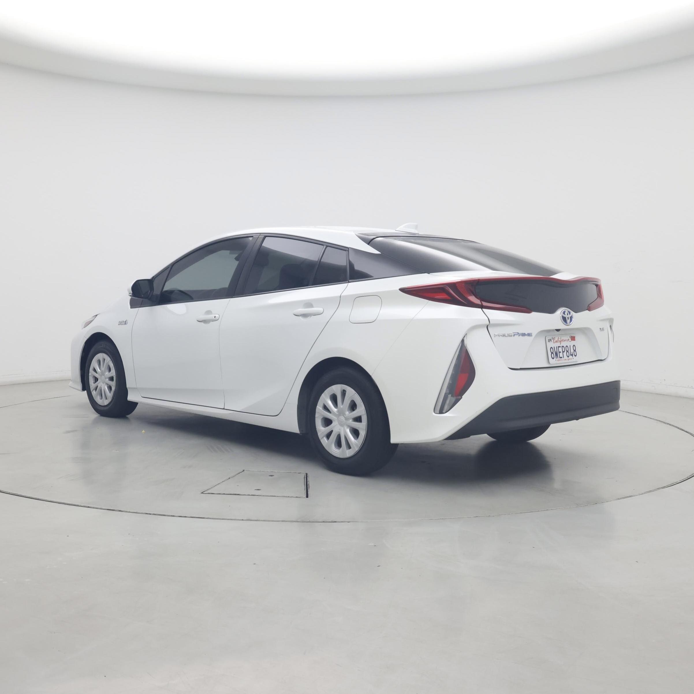Thumbnail: 2021 Toyota Prius - 2