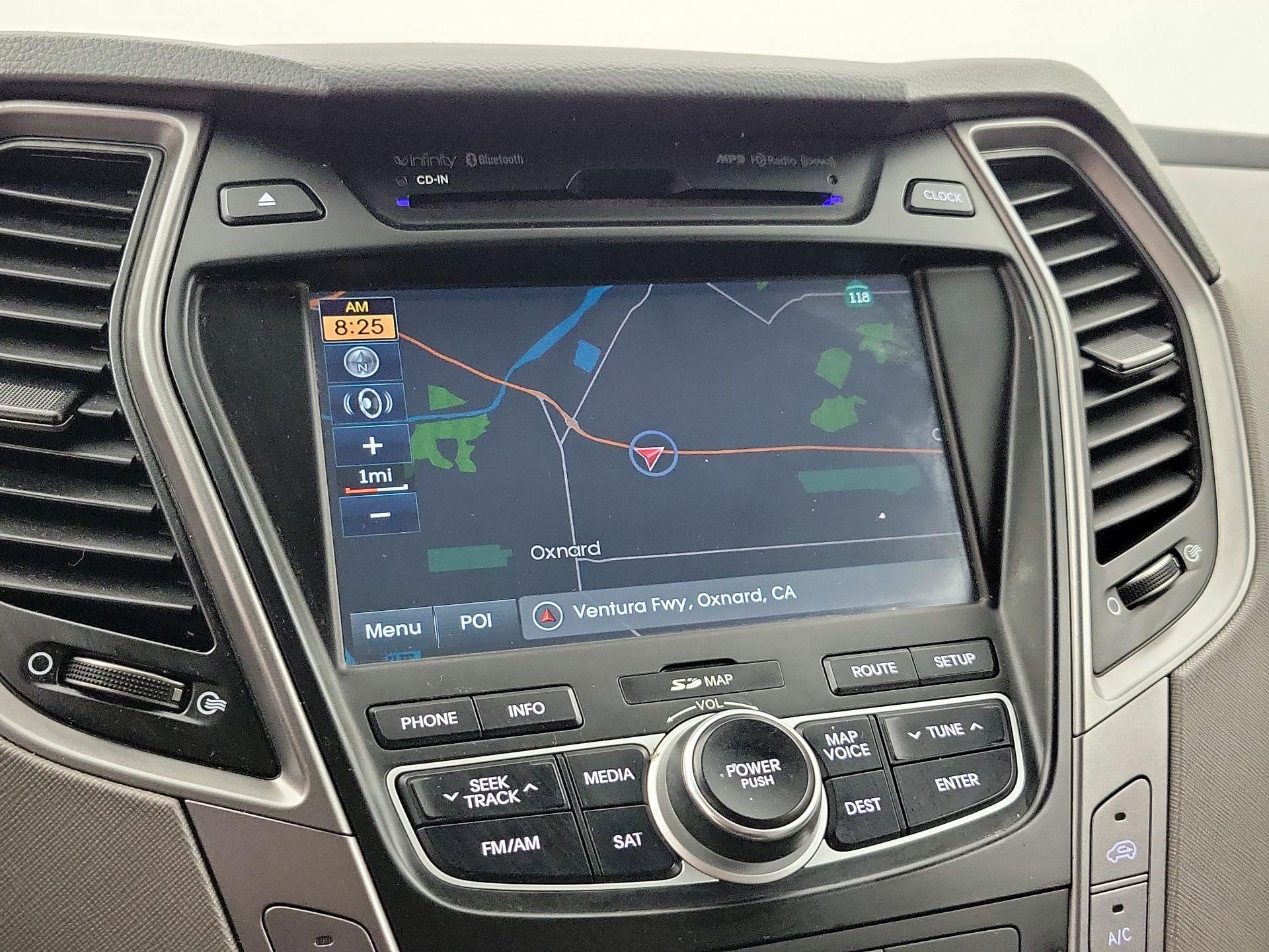 Thumbnail: 2015 Hyundai Santa Fe - 14