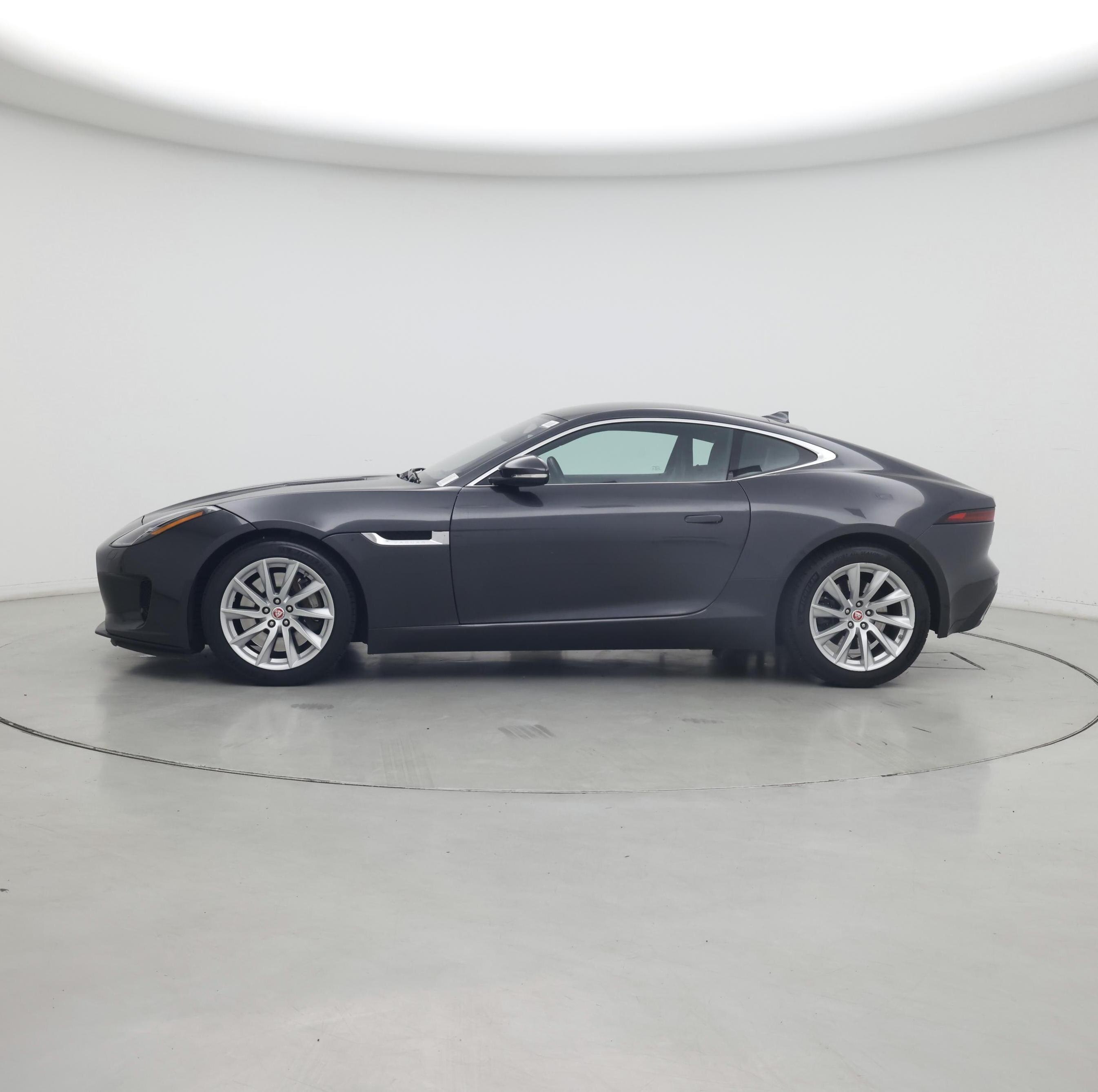 Thumbnail: 2018 Jaguar F-Type - 3
