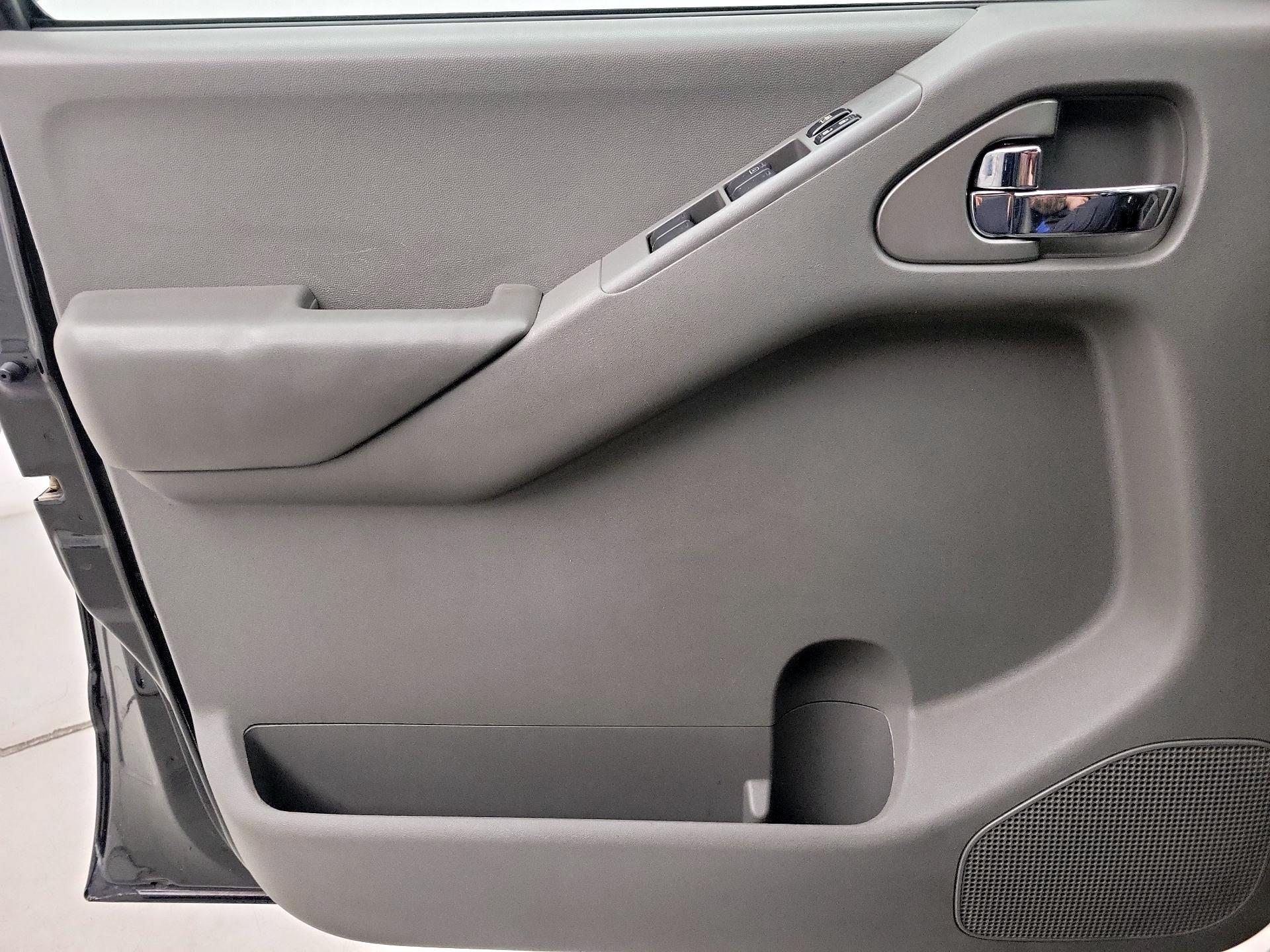 Thumbnail: 2014 Nissan Frontier - 12