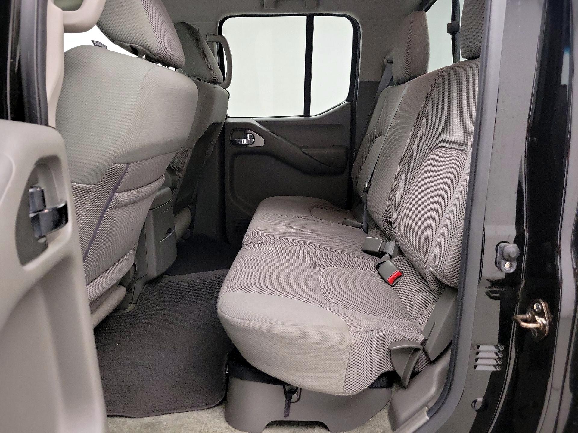 Thumbnail: 2014 Nissan Frontier - 19