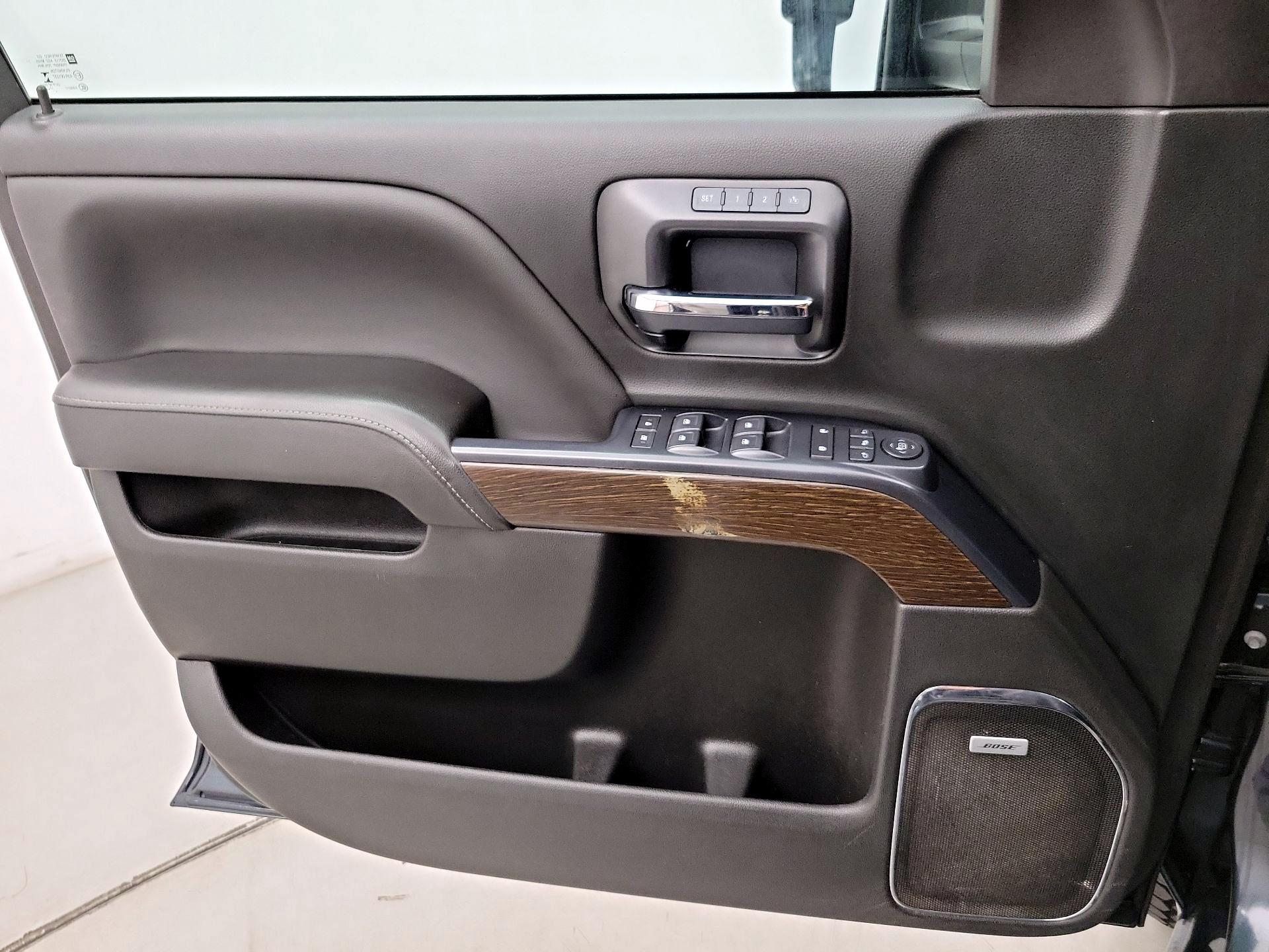 Thumbnail: 2017 GMC Sierra 2500 - 12