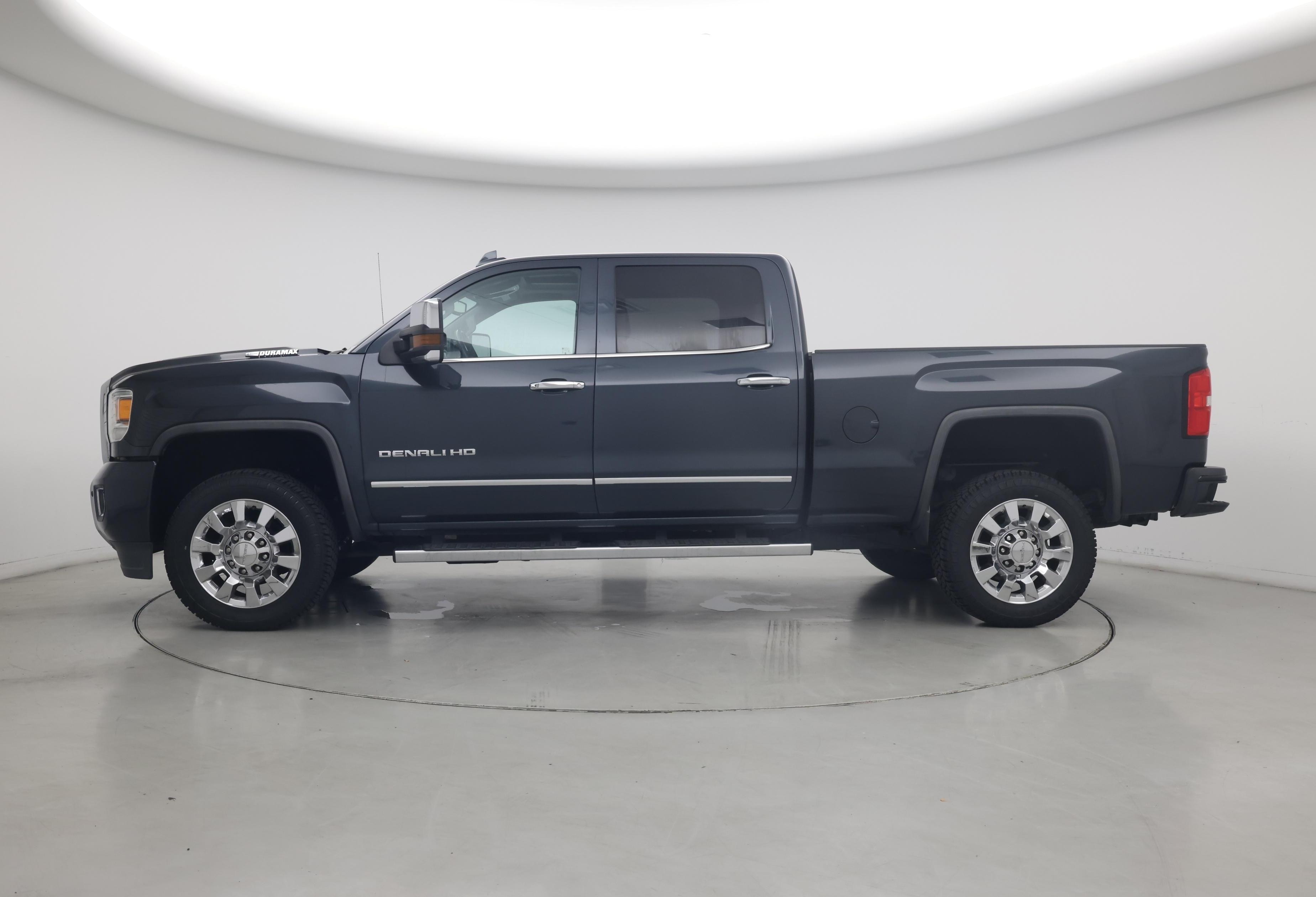 Thumbnail: 2017 GMC Sierra 2500 - 3