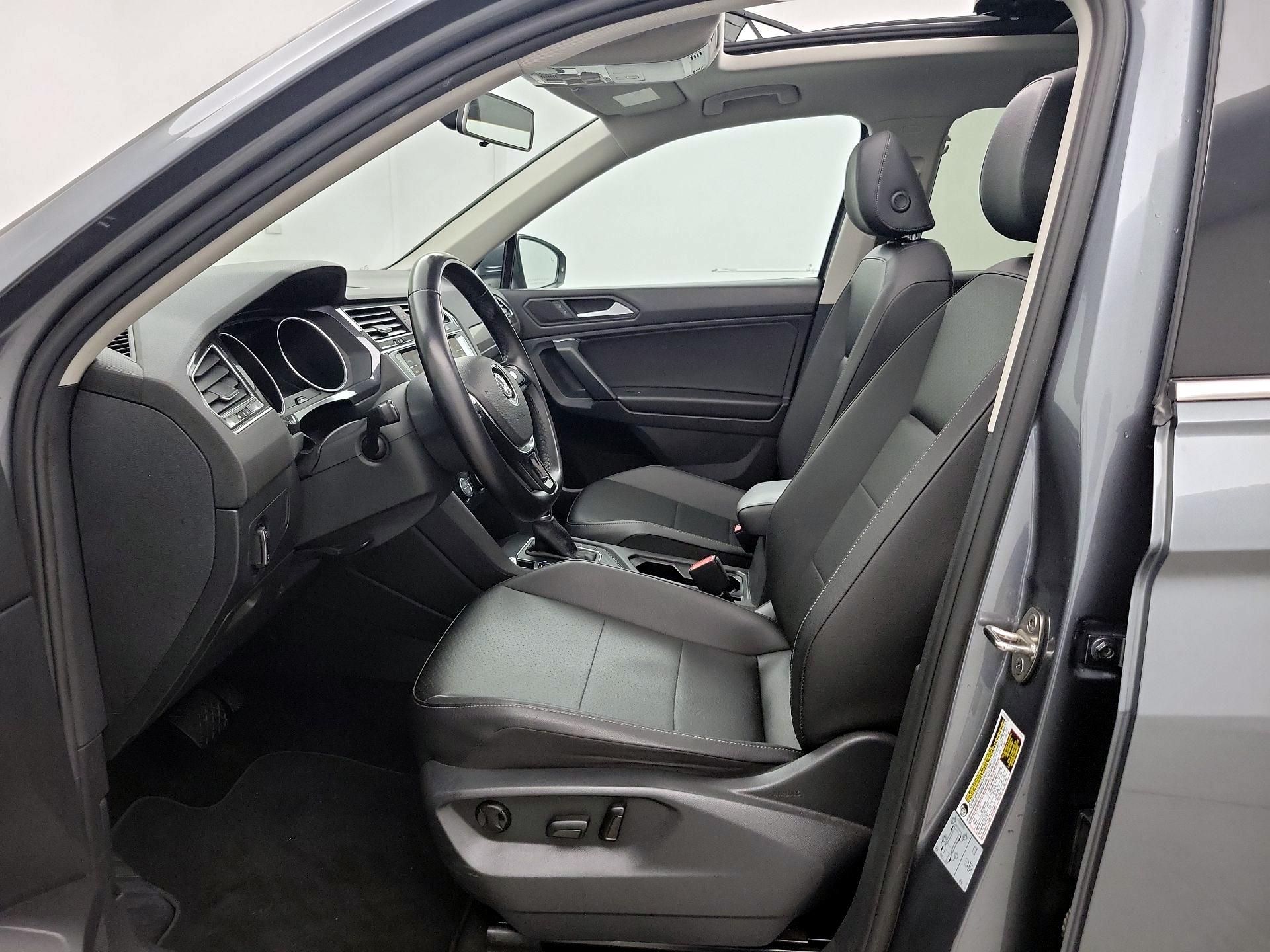 Thumbnail: 2019 Volkswagen Tiguan - 11