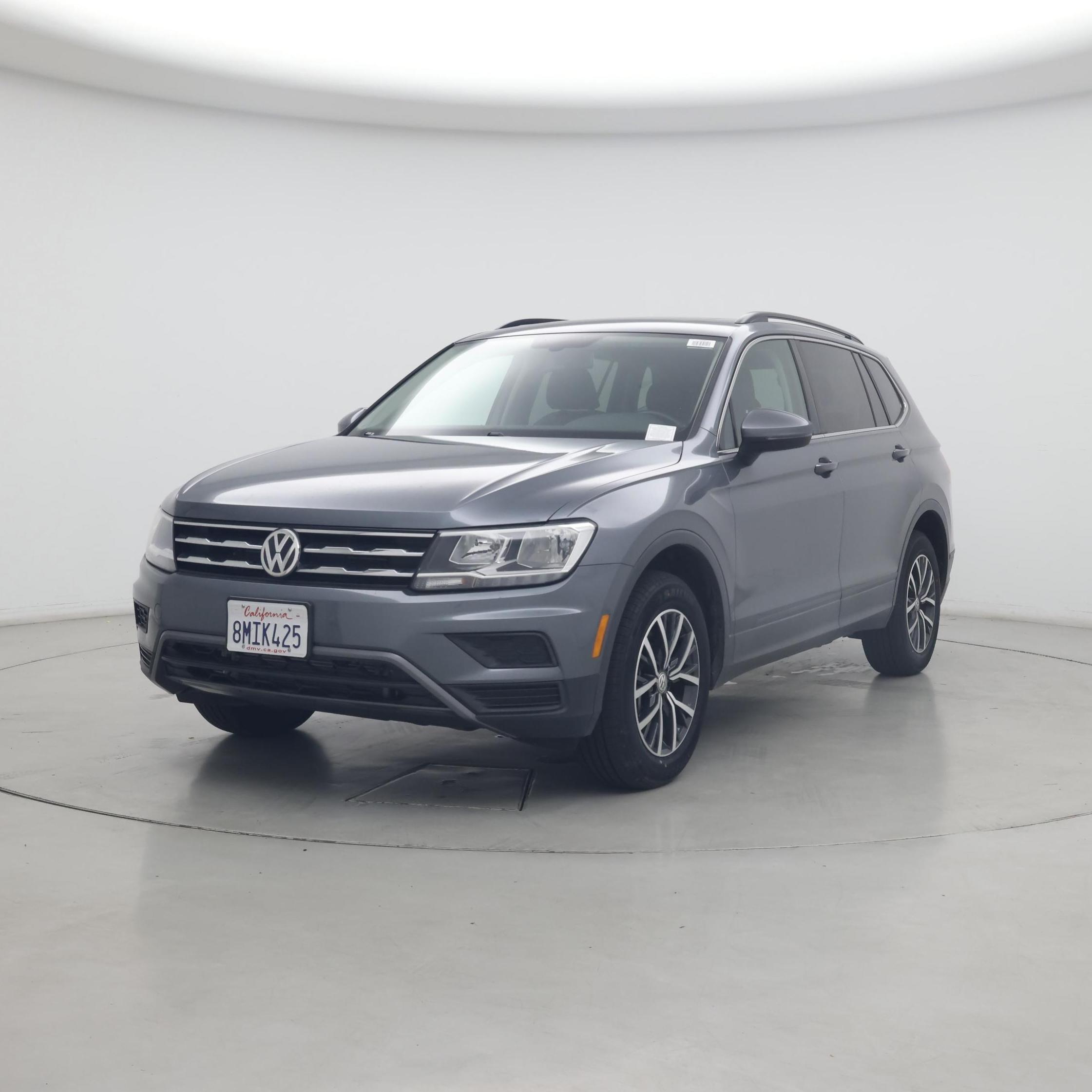 Thumbnail: 2019 Volkswagen Tiguan - 4