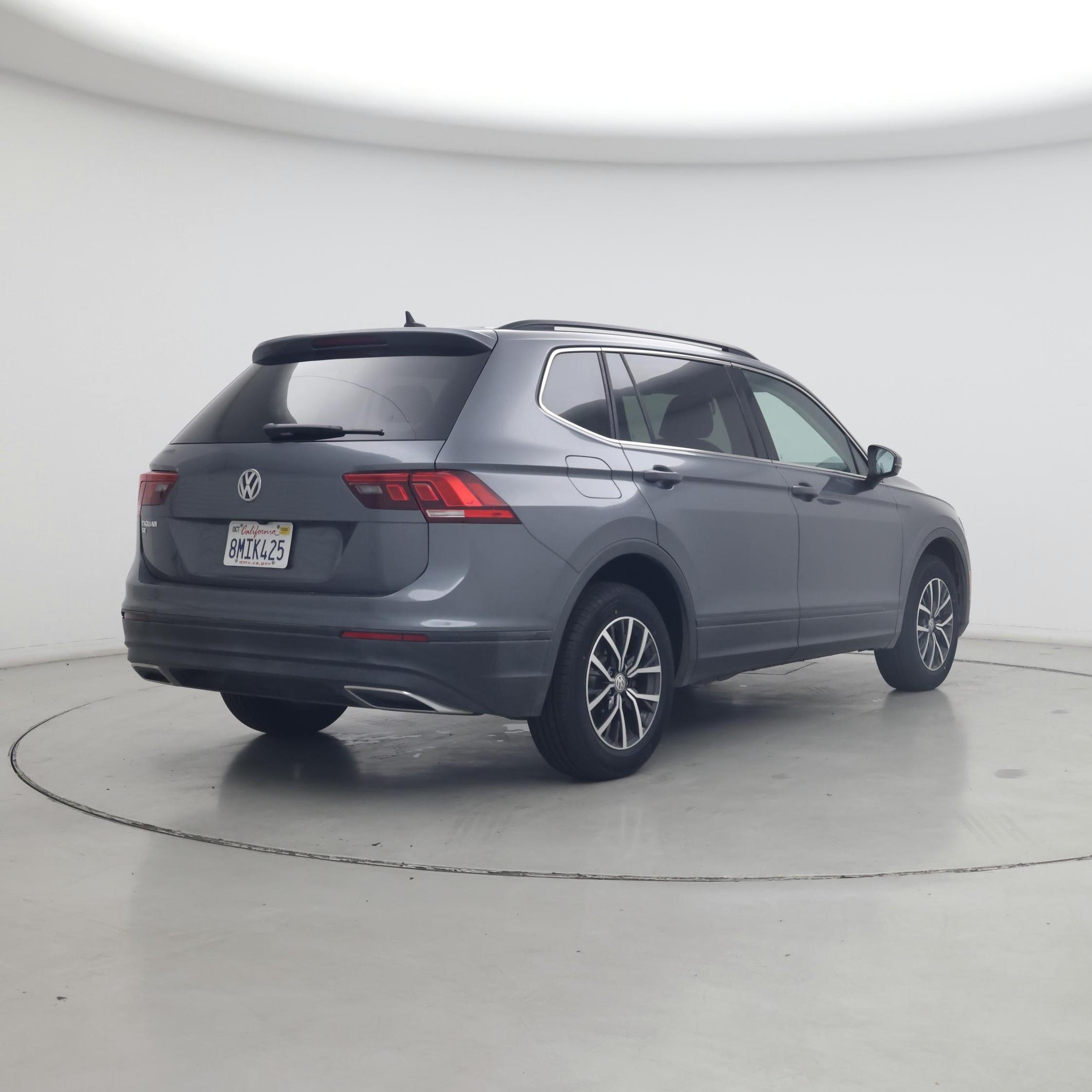 Thumbnail: 2019 Volkswagen Tiguan - 8