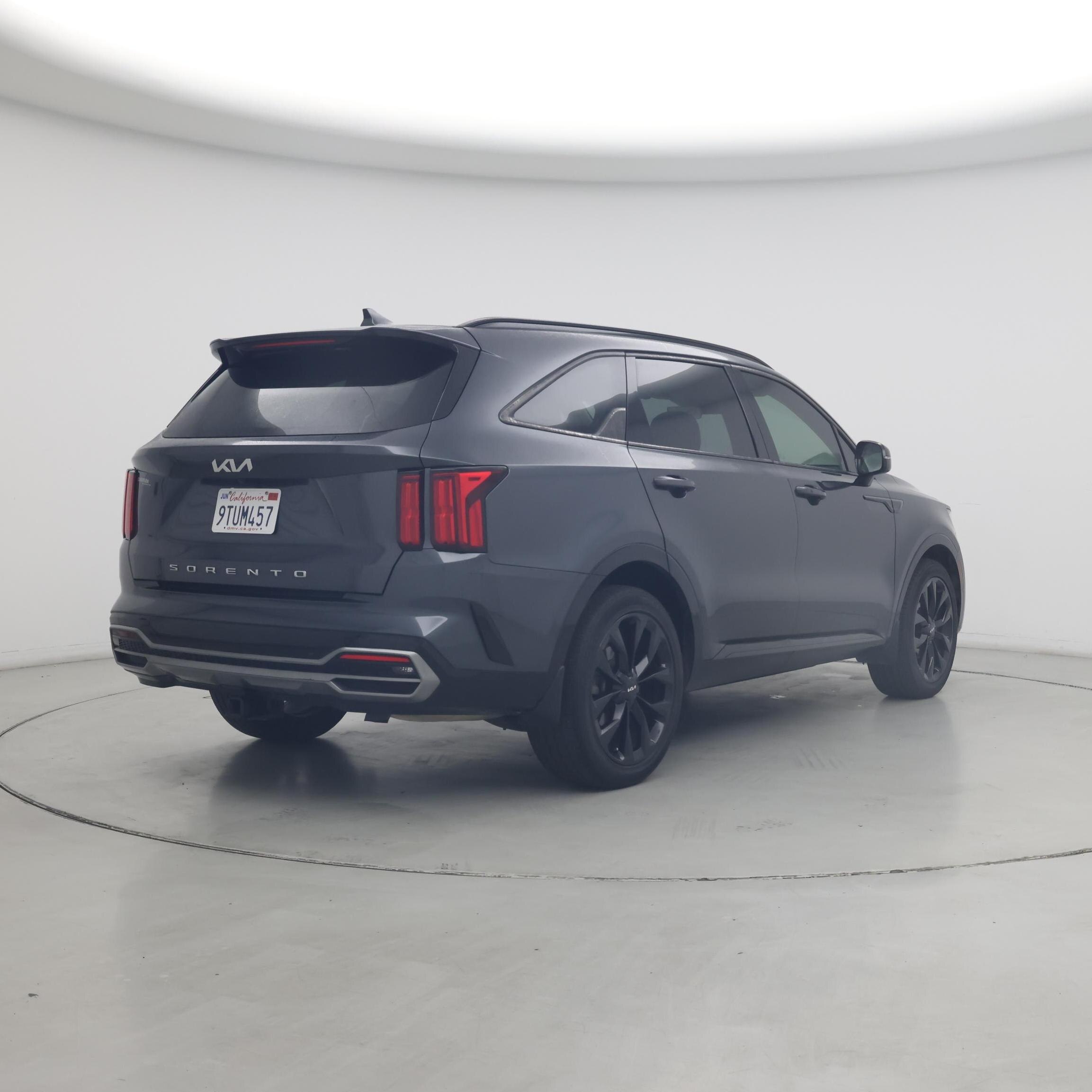 Thumbnail: 2022 Kia Sorento - 8