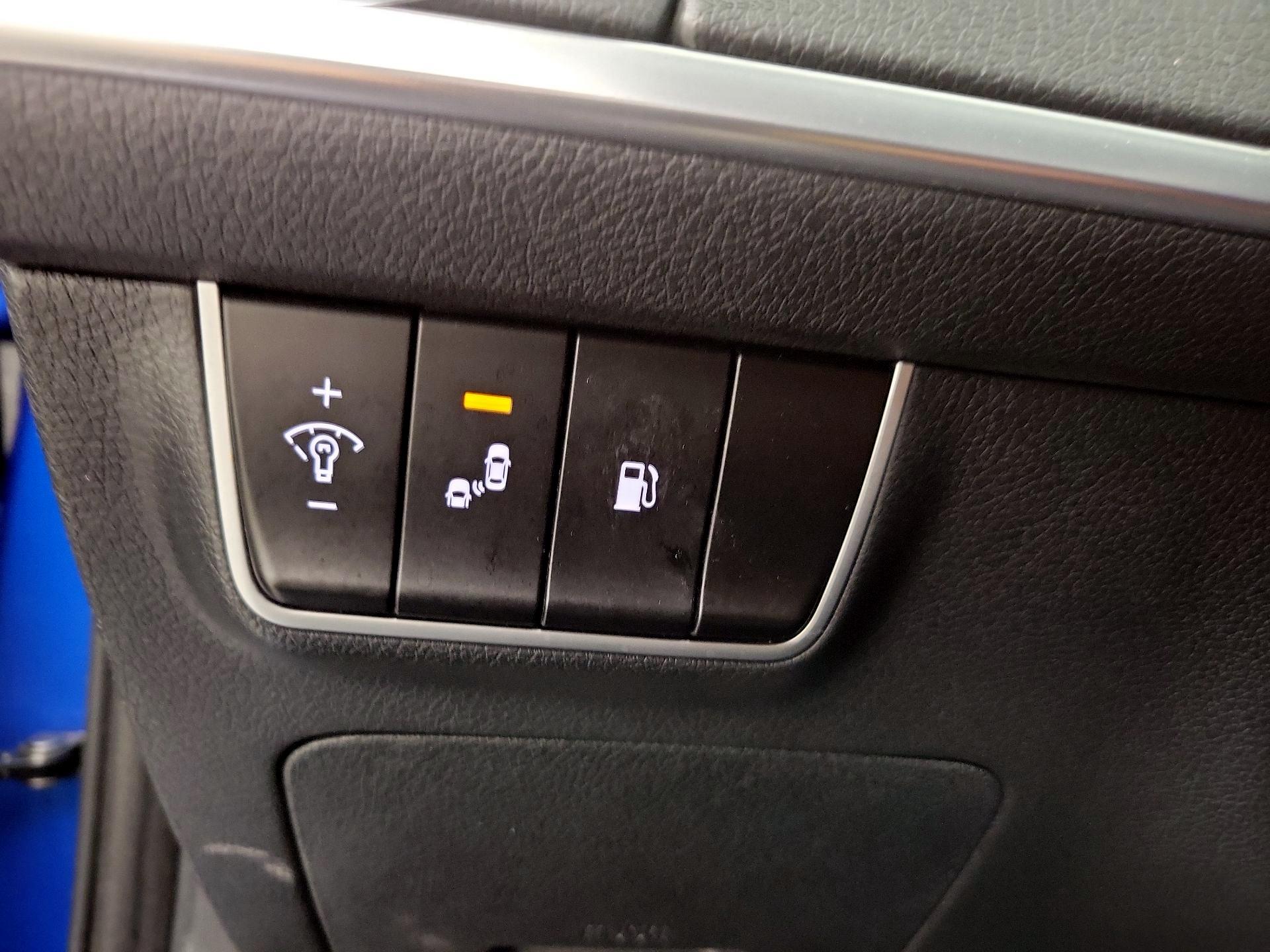 Thumbnail: 2019 Kia Stinger - 13