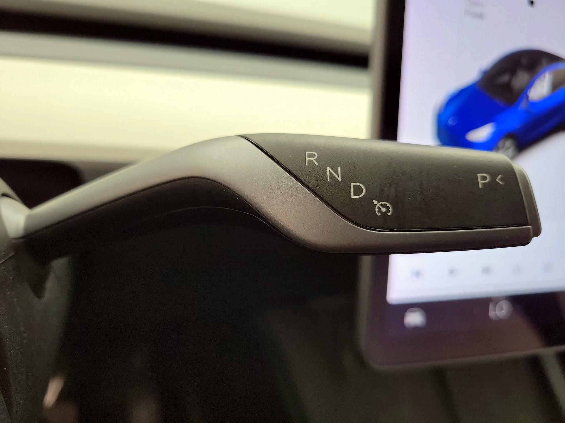 Thumbnail: 2022 Tesla Model Y - 17