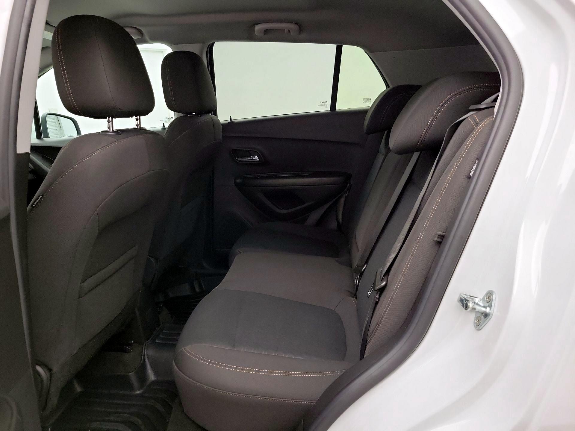 Thumbnail: 2022 Chevrolet Trax - 19