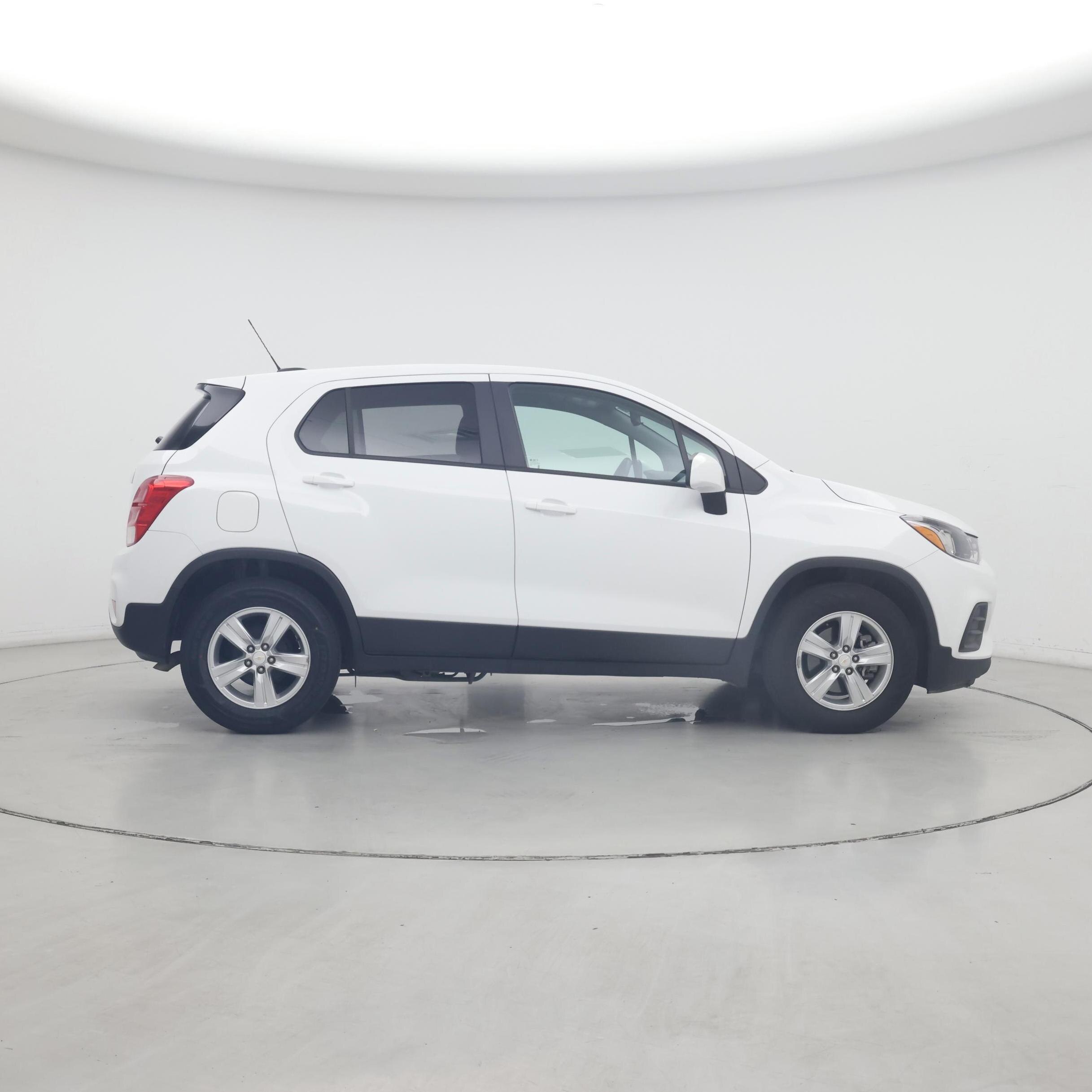 Thumbnail: 2022 Chevrolet Trax - 7