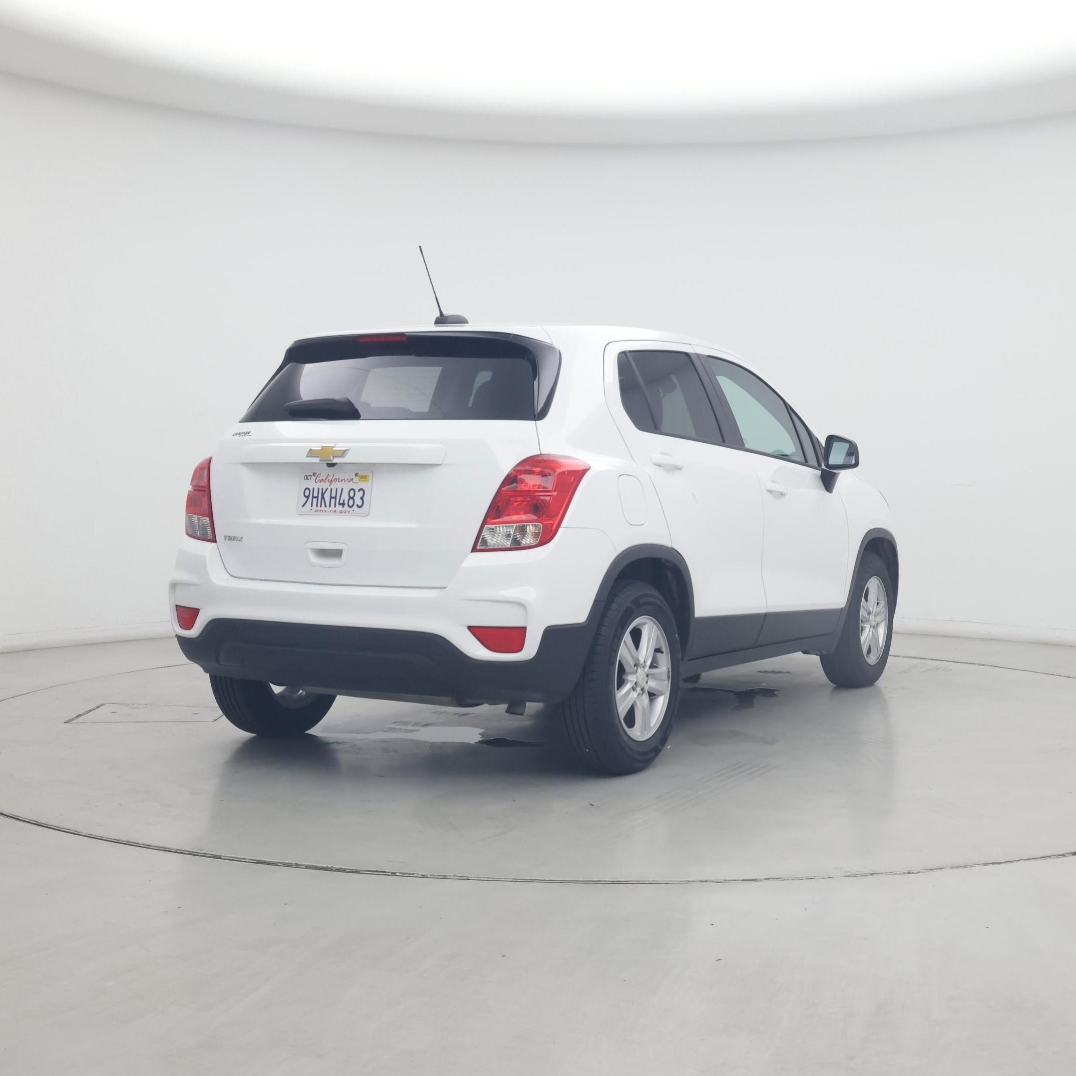 Thumbnail: 2022 Chevrolet Trax - 8