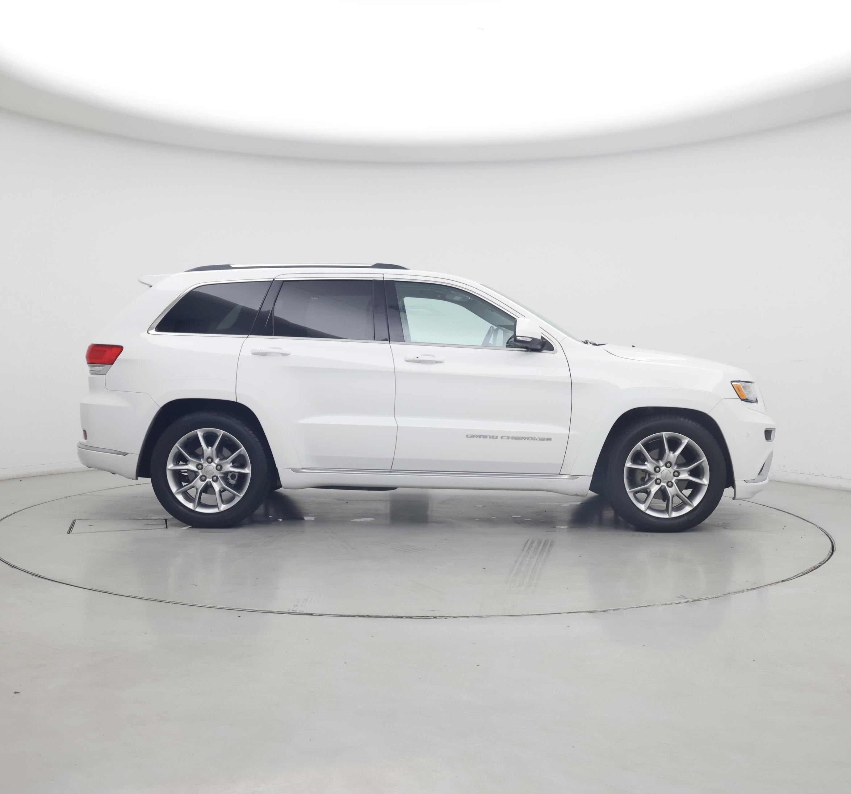 Thumbnail: 2016 Jeep Grand Cherokee - 7