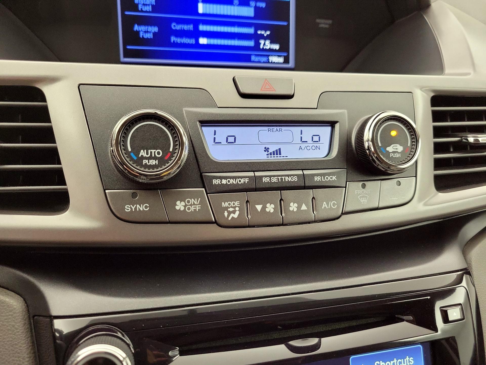 Thumbnail: 2016 Honda Odyssey - 16