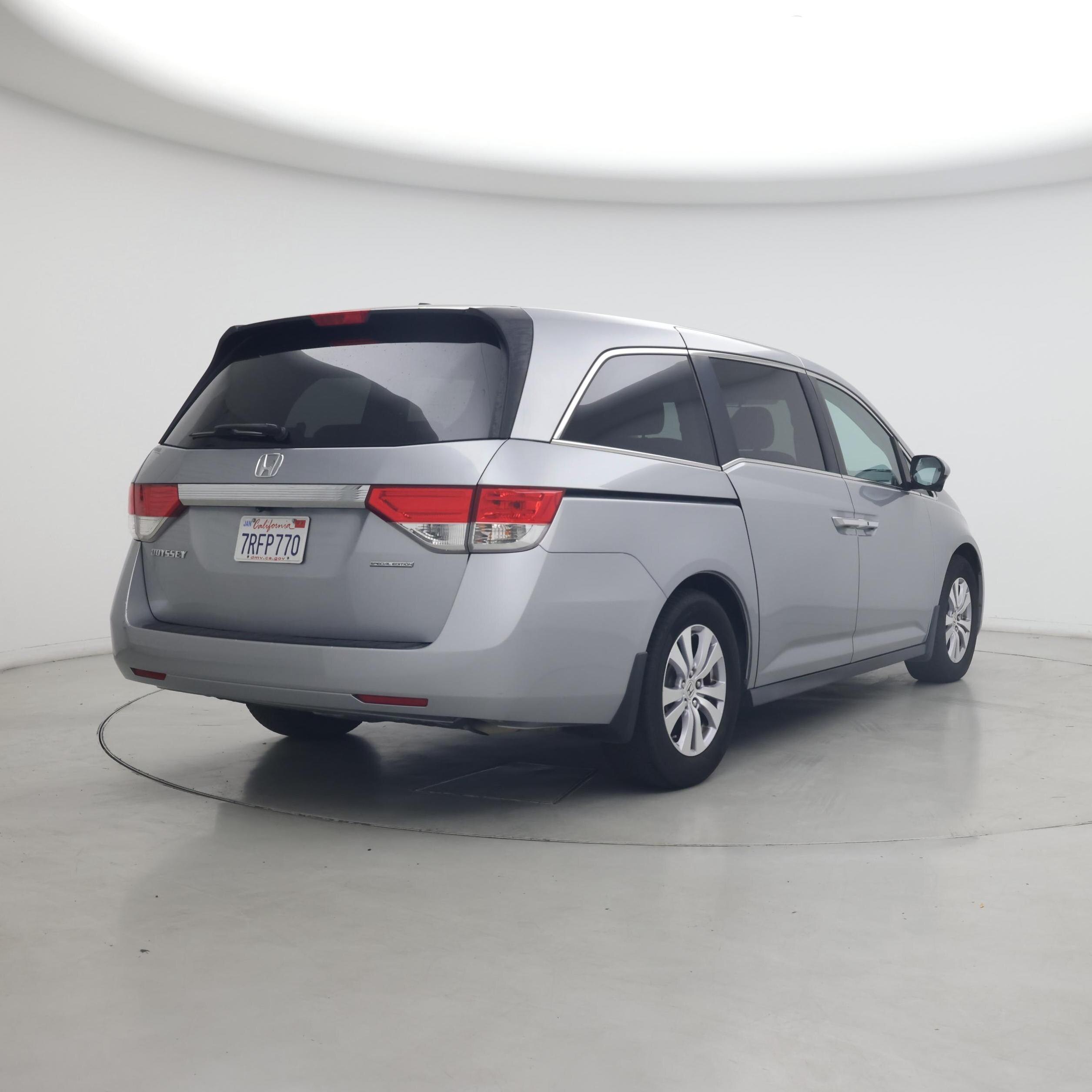 Thumbnail: 2016 Honda Odyssey - 8