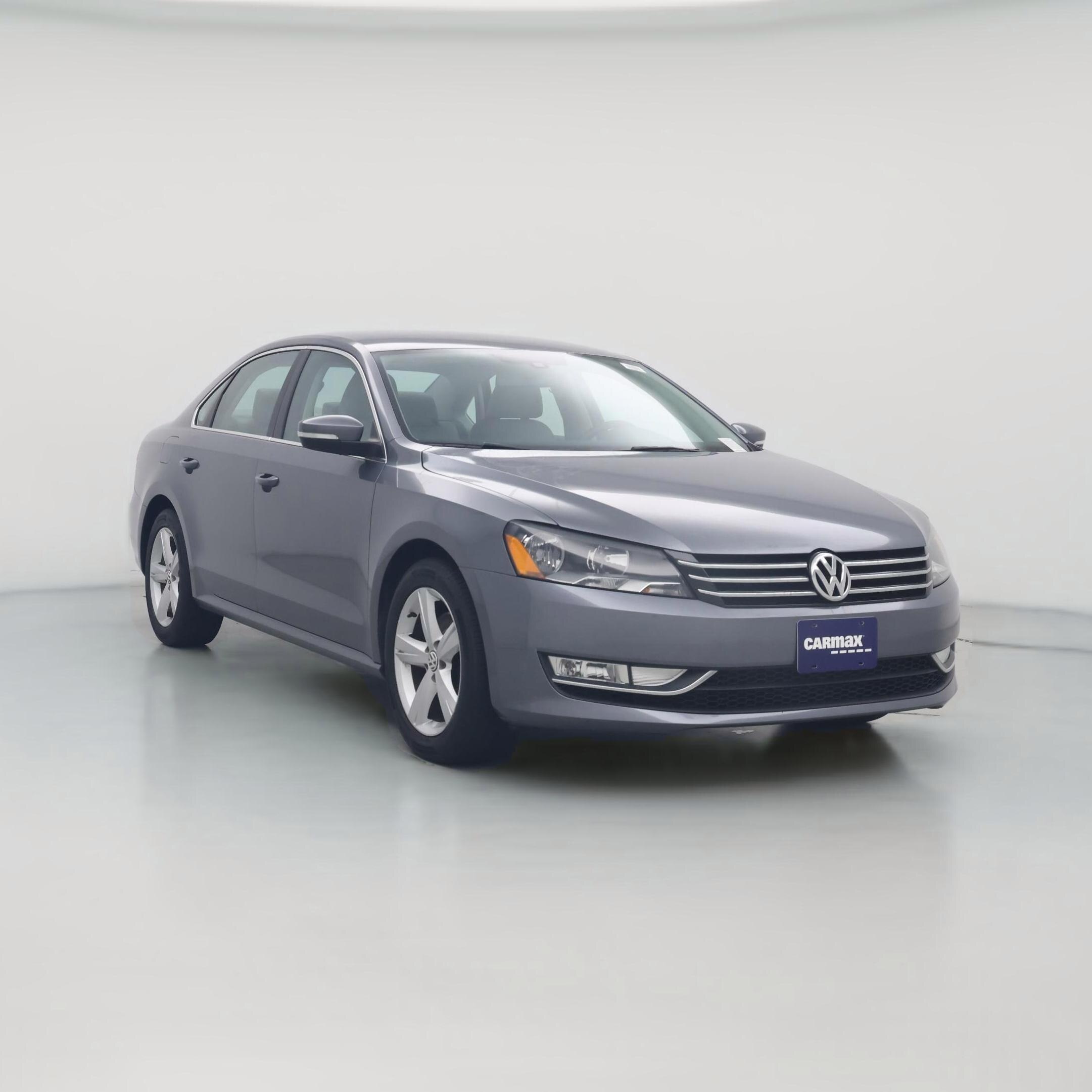 Thumbnail: 2015 Volkswagen Passat - 1