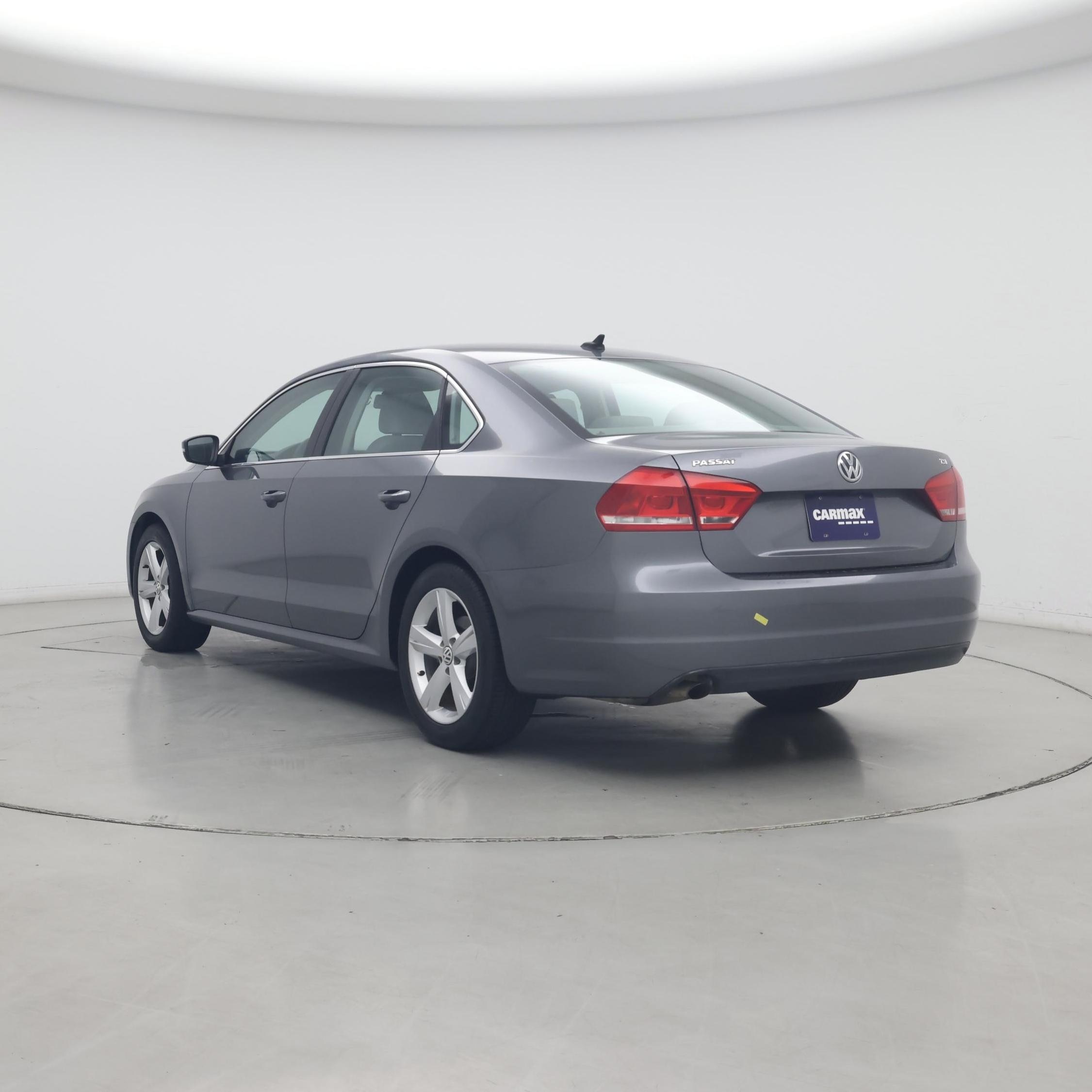 Thumbnail: 2015 Volkswagen Passat - 2