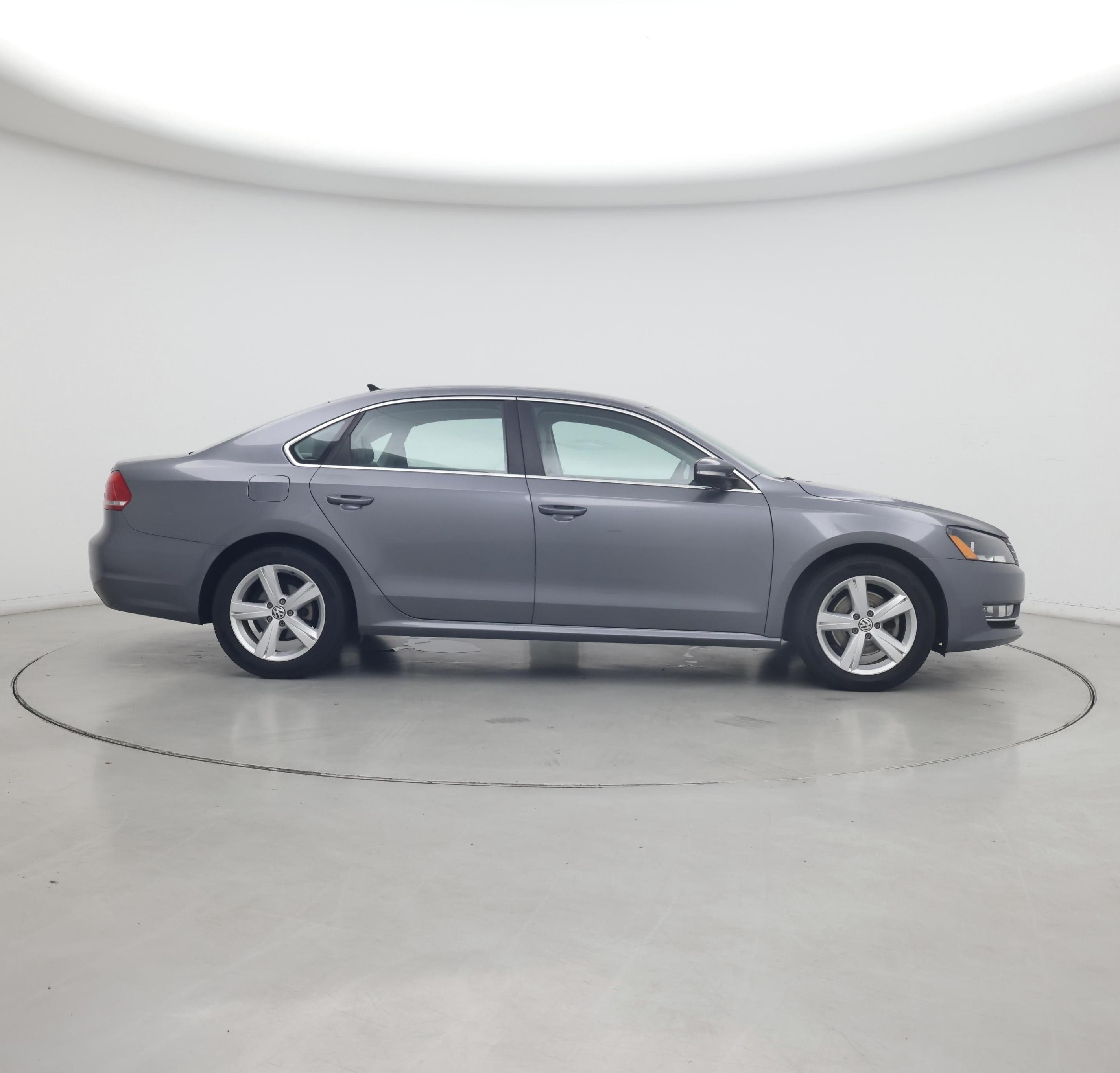 Thumbnail: 2015 Volkswagen Passat - 7