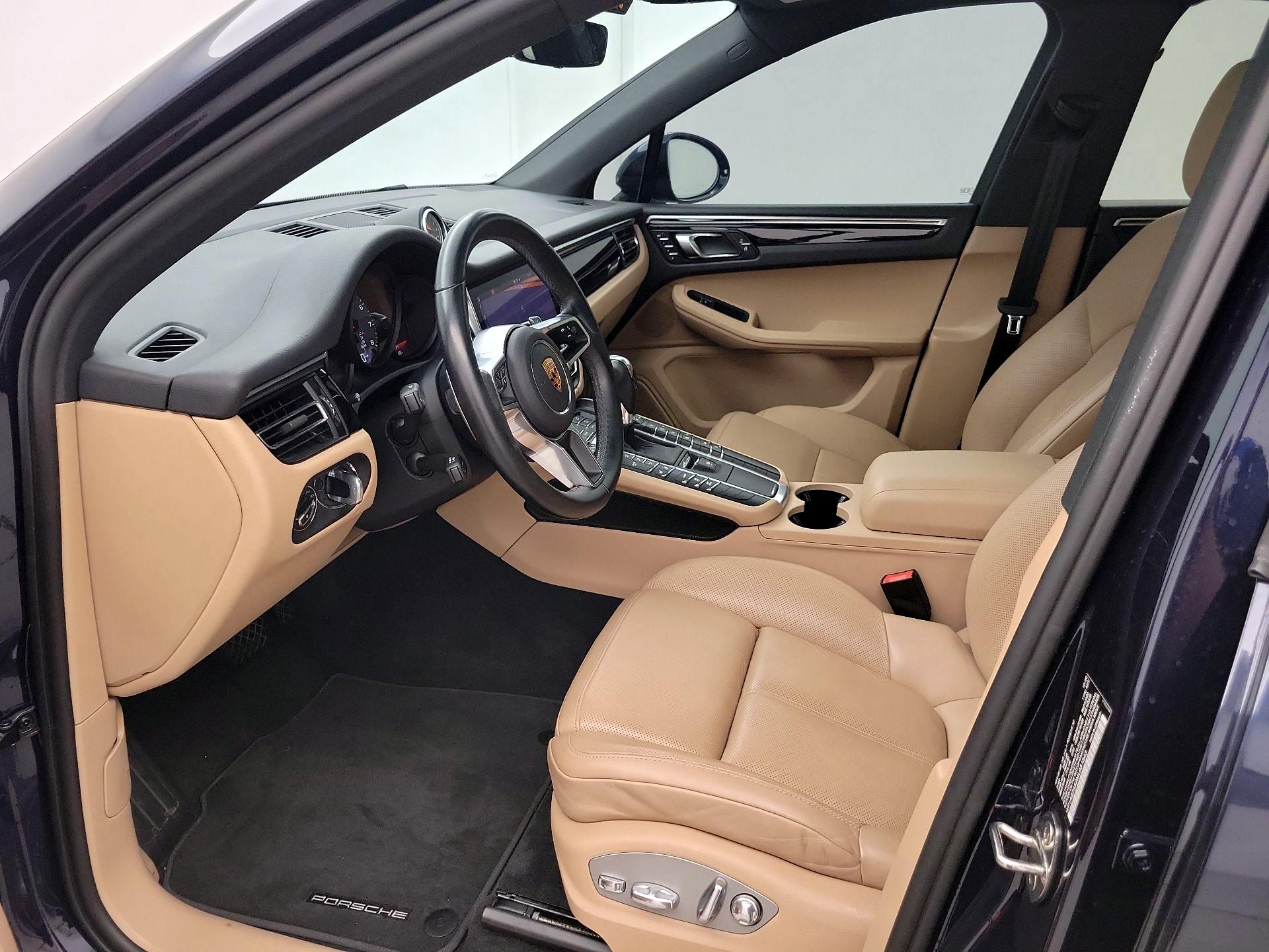 Thumbnail: 2021 Porsche Macan - 11