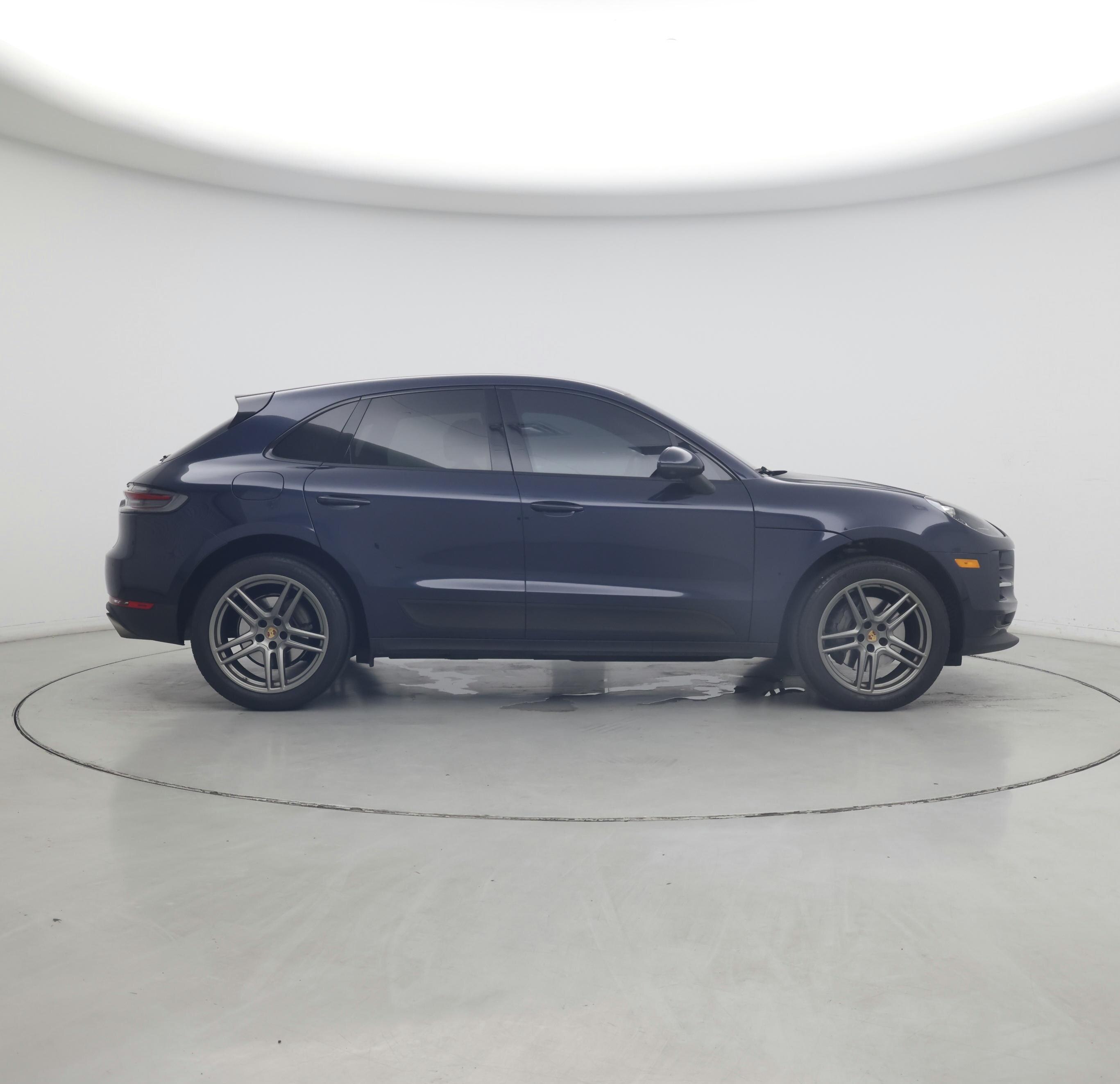 Thumbnail: 2021 Porsche Macan - 7