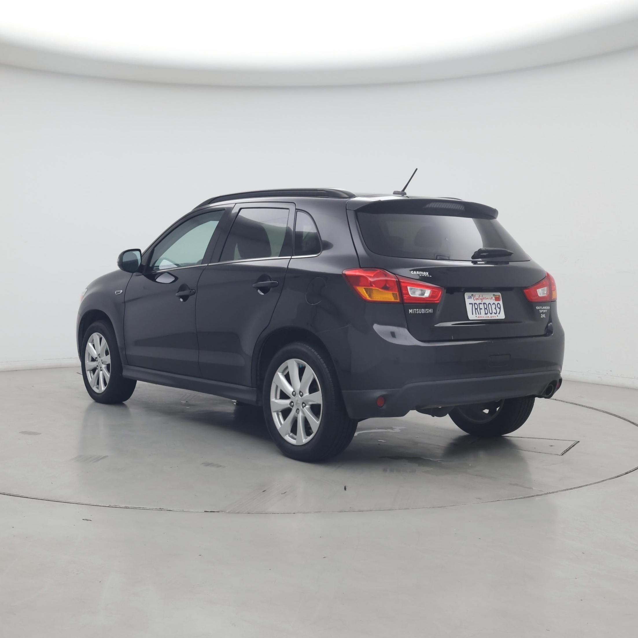 Thumbnail: 2015 Mitsubishi Outlander Sport - 2