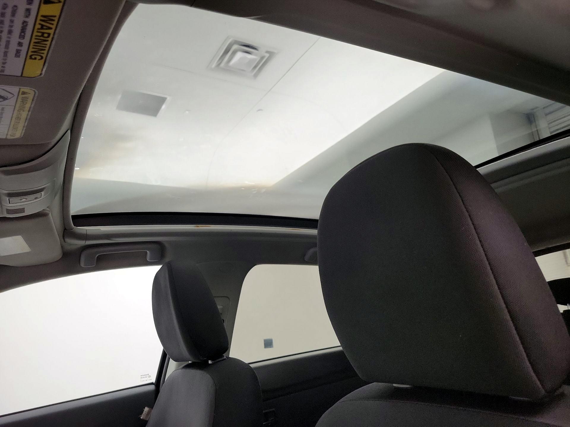 Thumbnail: 2015 Mitsubishi Outlander Sport - 19