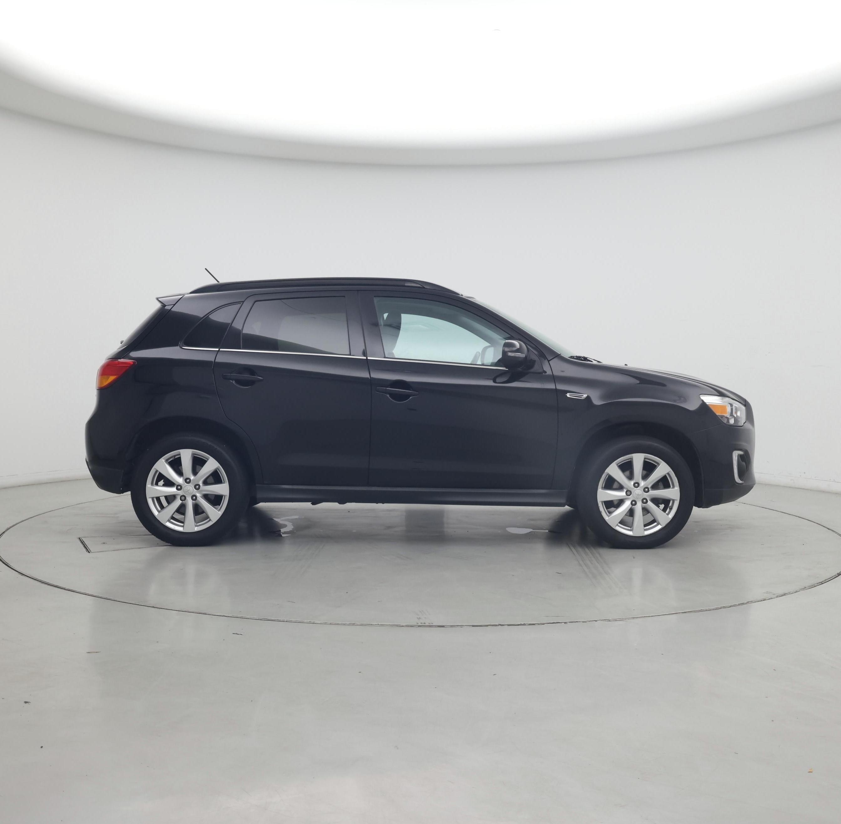 Thumbnail: 2015 Mitsubishi Outlander Sport - 7