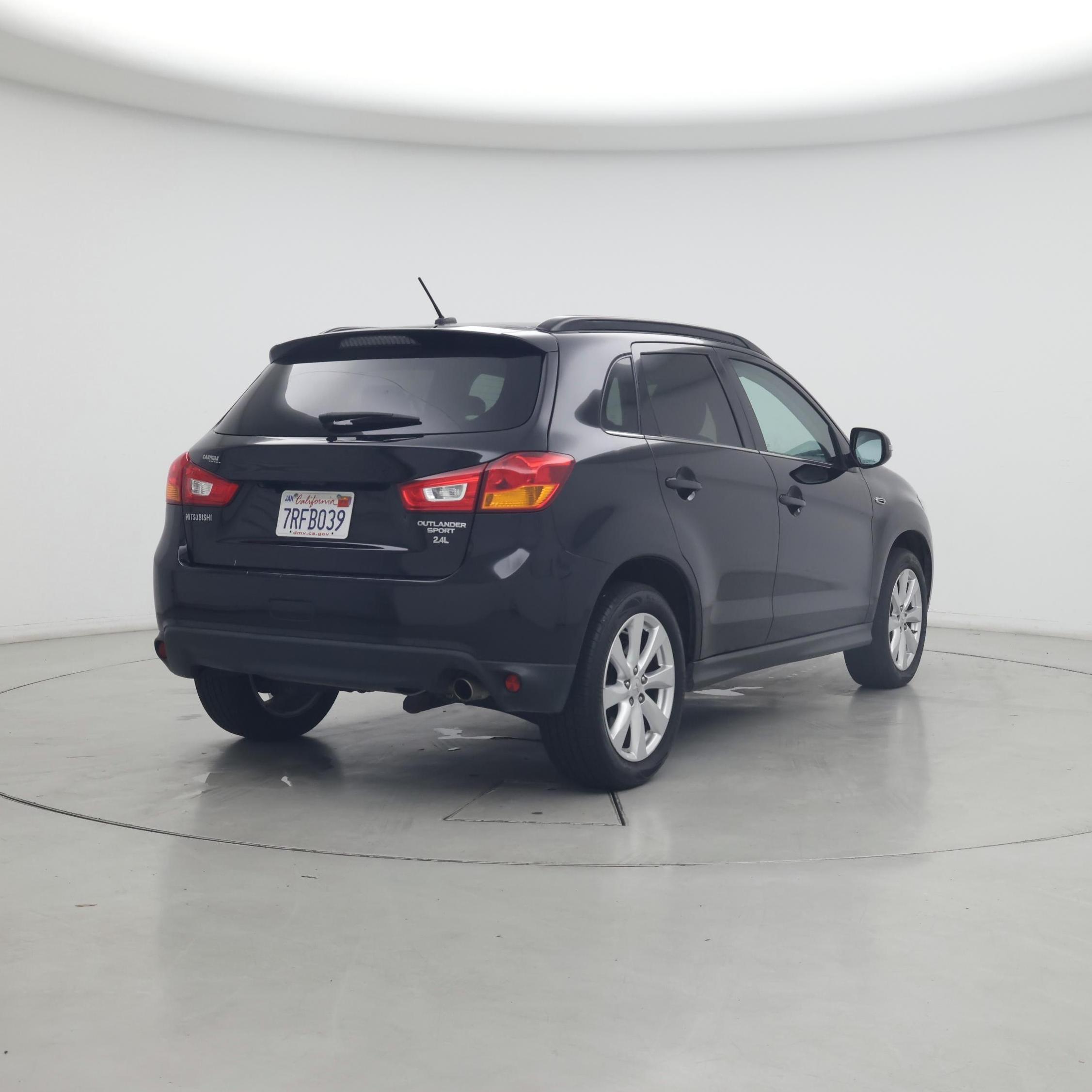 Thumbnail: 2015 Mitsubishi Outlander Sport - 8