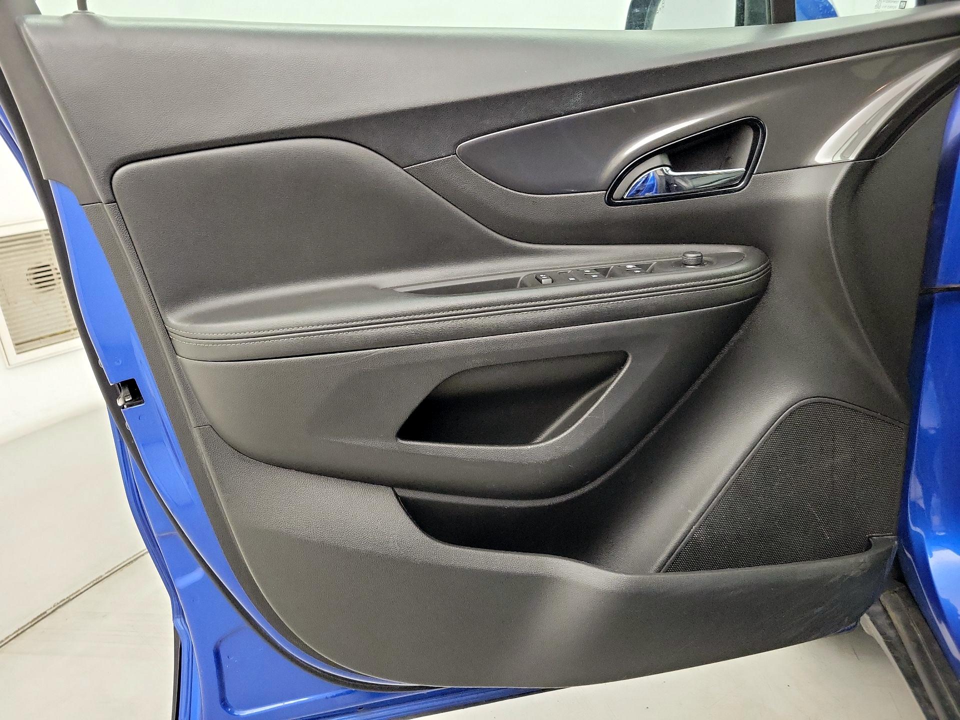 Thumbnail: 2018 Buick Encore - 12