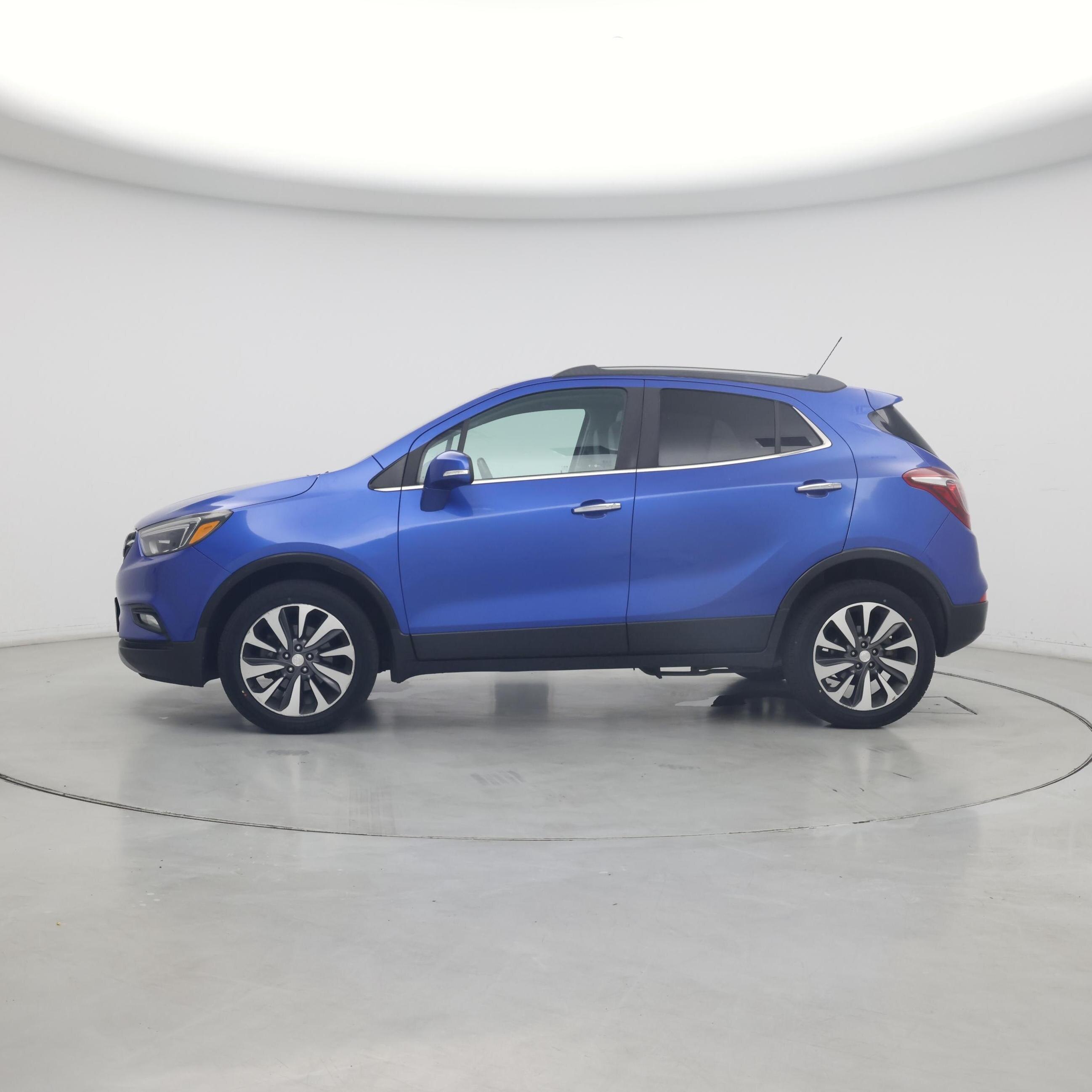 Thumbnail: 2018 Buick Encore - 3