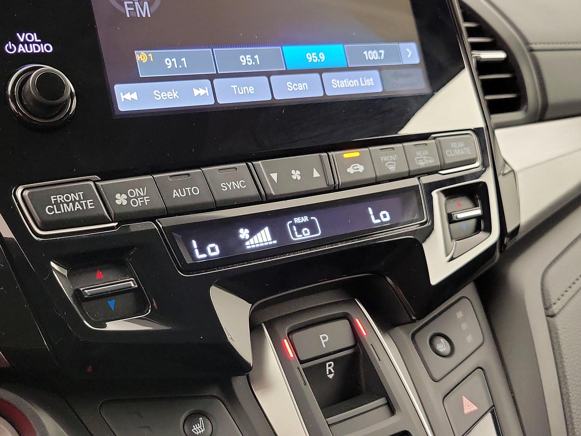 Thumbnail: 2024 Honda Odyssey - 16