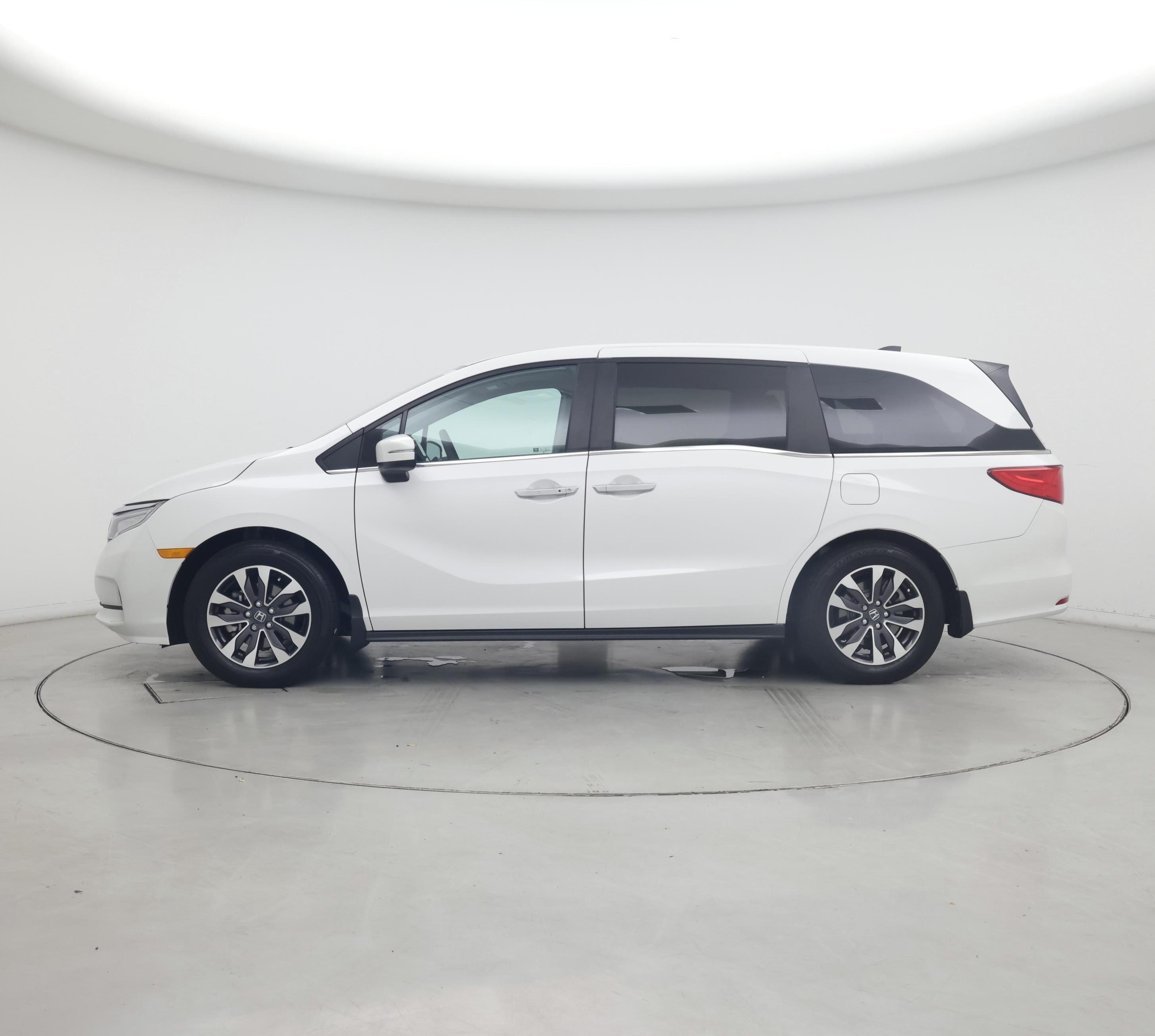 Thumbnail: 2024 Honda Odyssey - 3