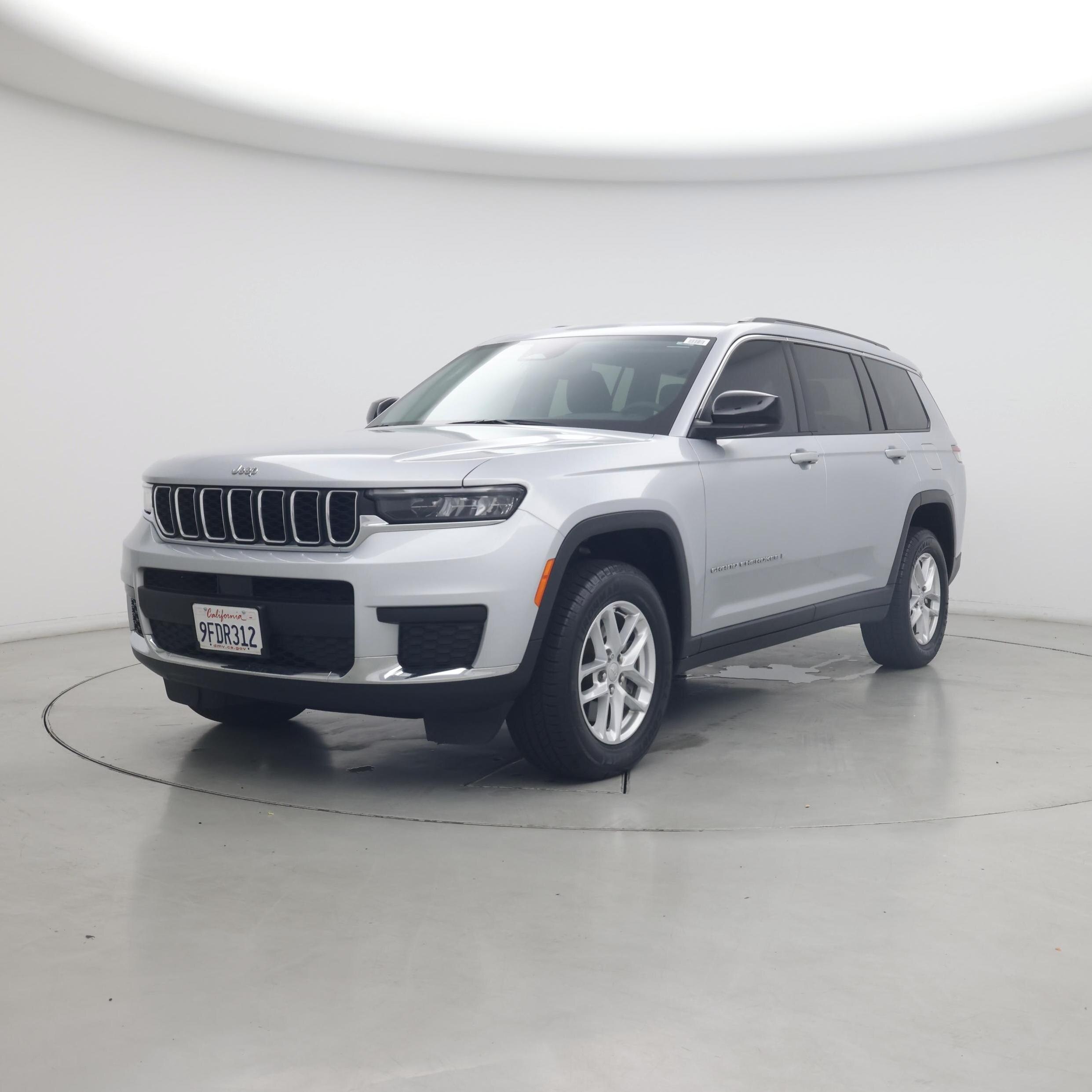 Thumbnail: 2023 Jeep Grand Cherokee L - 4