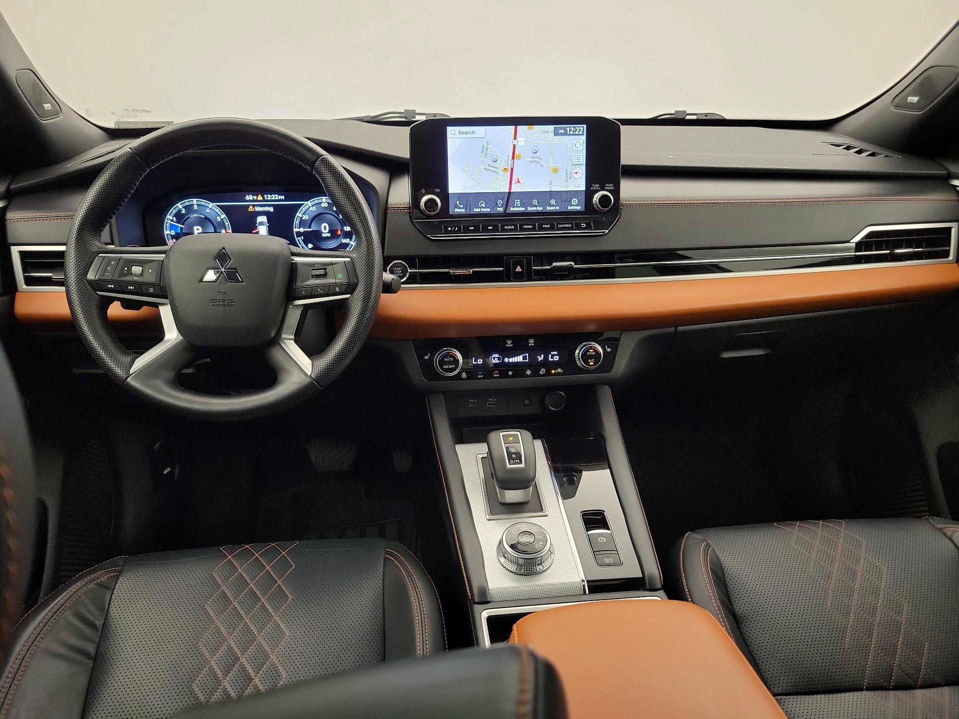 Thumbnail: 2022 Mitsubishi Outlander - 9