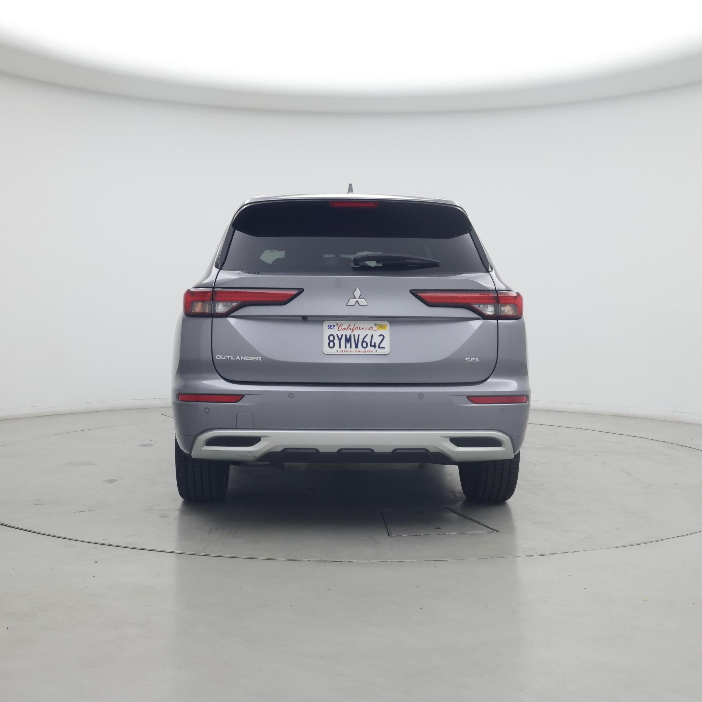 Thumbnail: 2022 Mitsubishi Outlander - 6