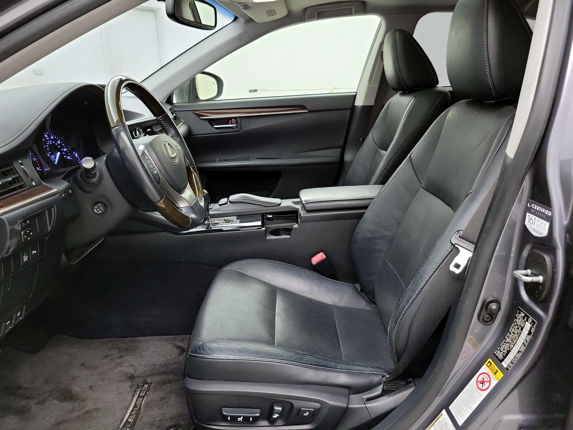 Thumbnail: 2013 Lexus ES - 11