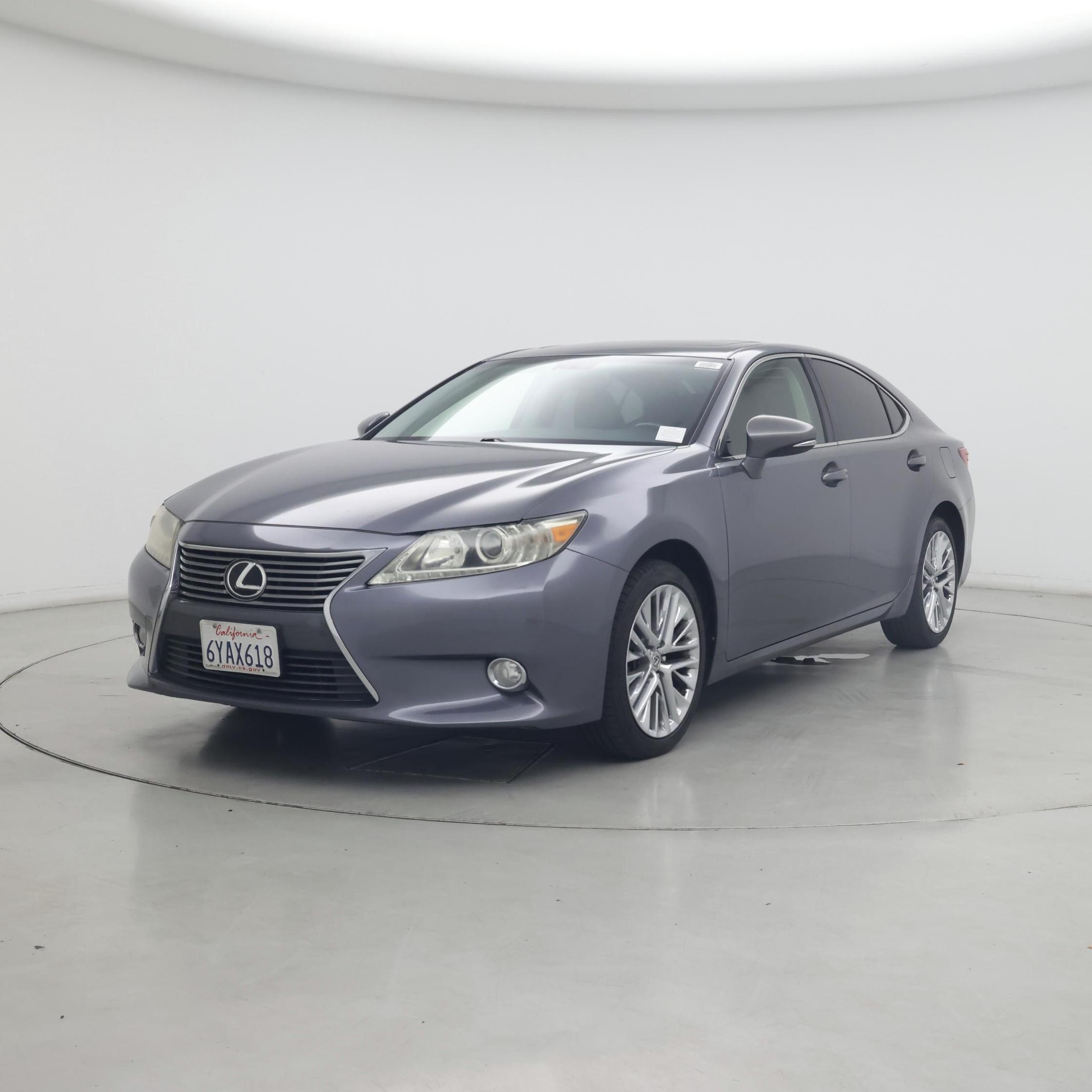 Thumbnail: 2013 Lexus ES - 4