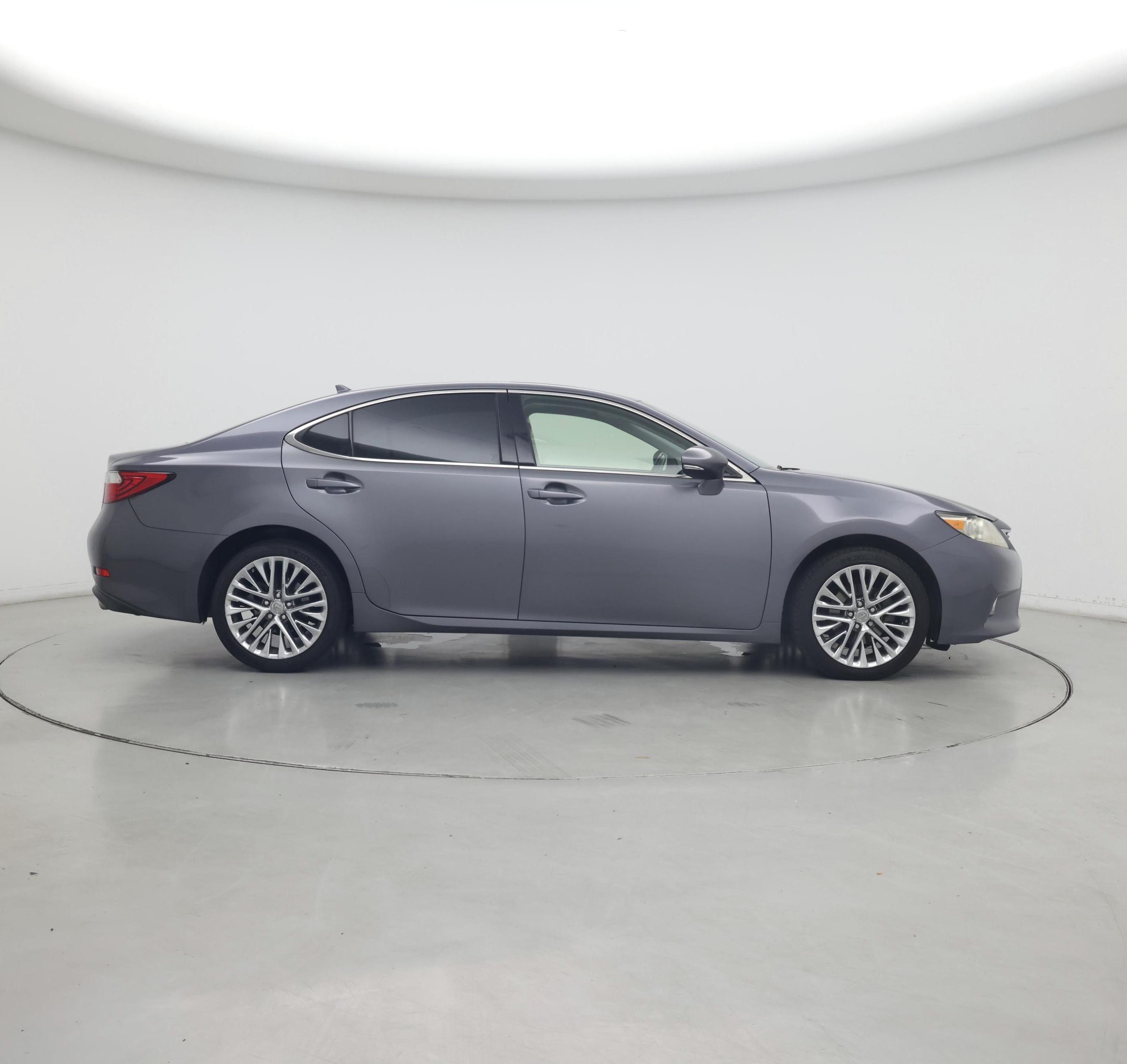 Thumbnail: 2013 Lexus ES - 7