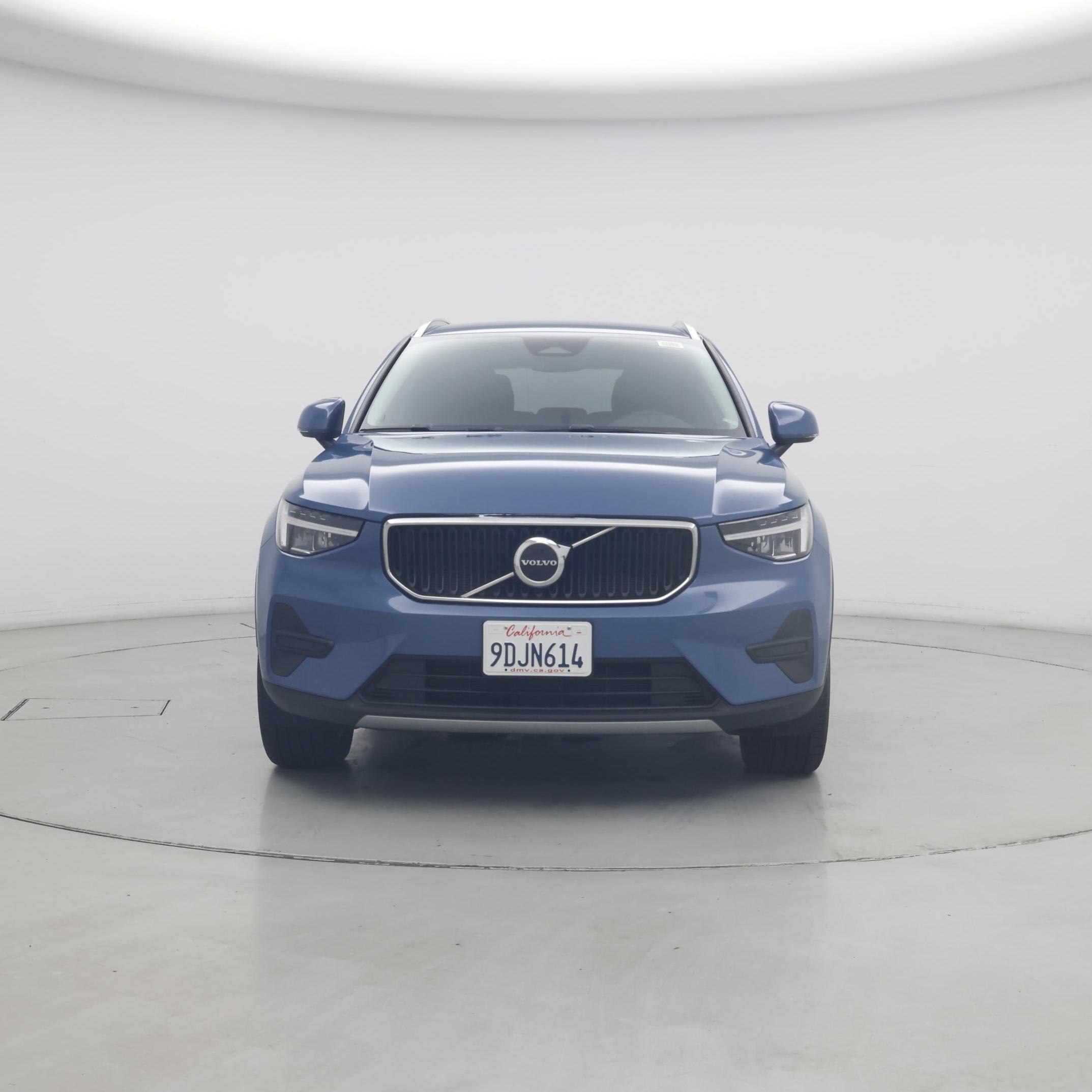 Thumbnail: 2023 Volvo XC40 - 5
