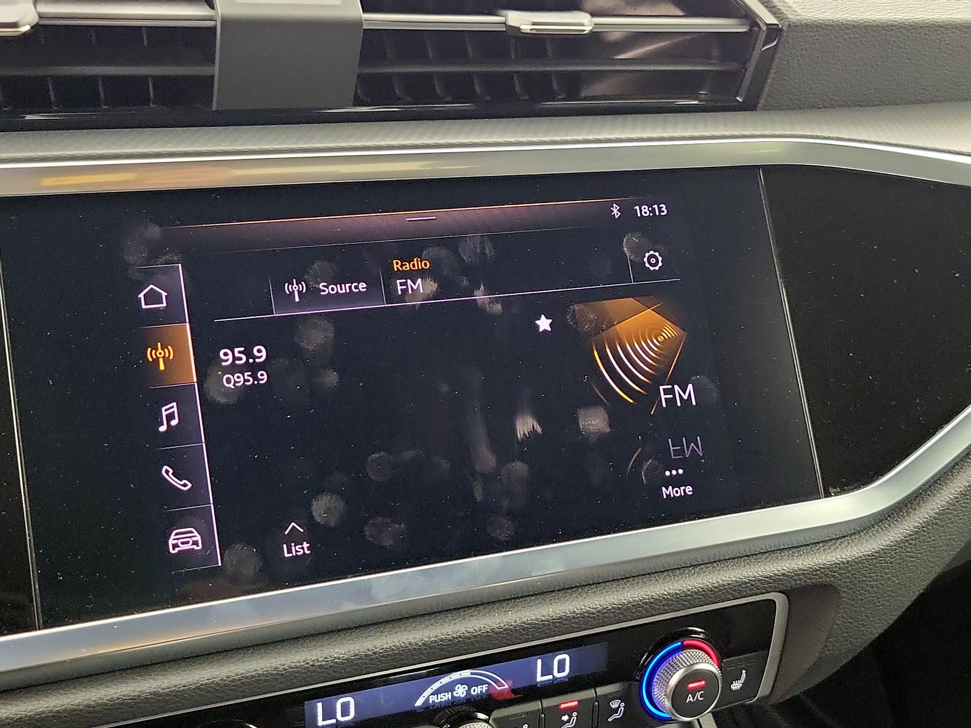 Thumbnail: 2021 Audi Q3 - 15