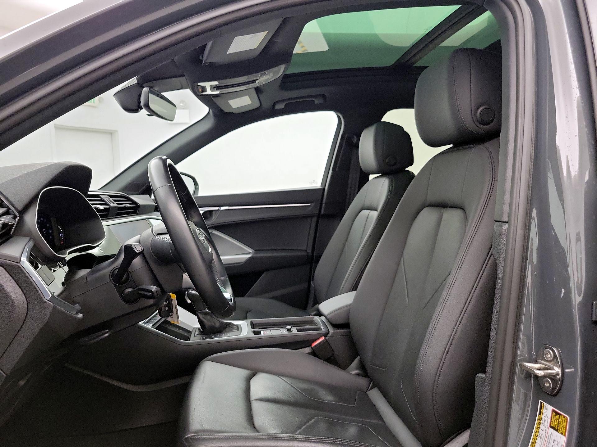 Thumbnail: 2021 Audi Q3 - 19