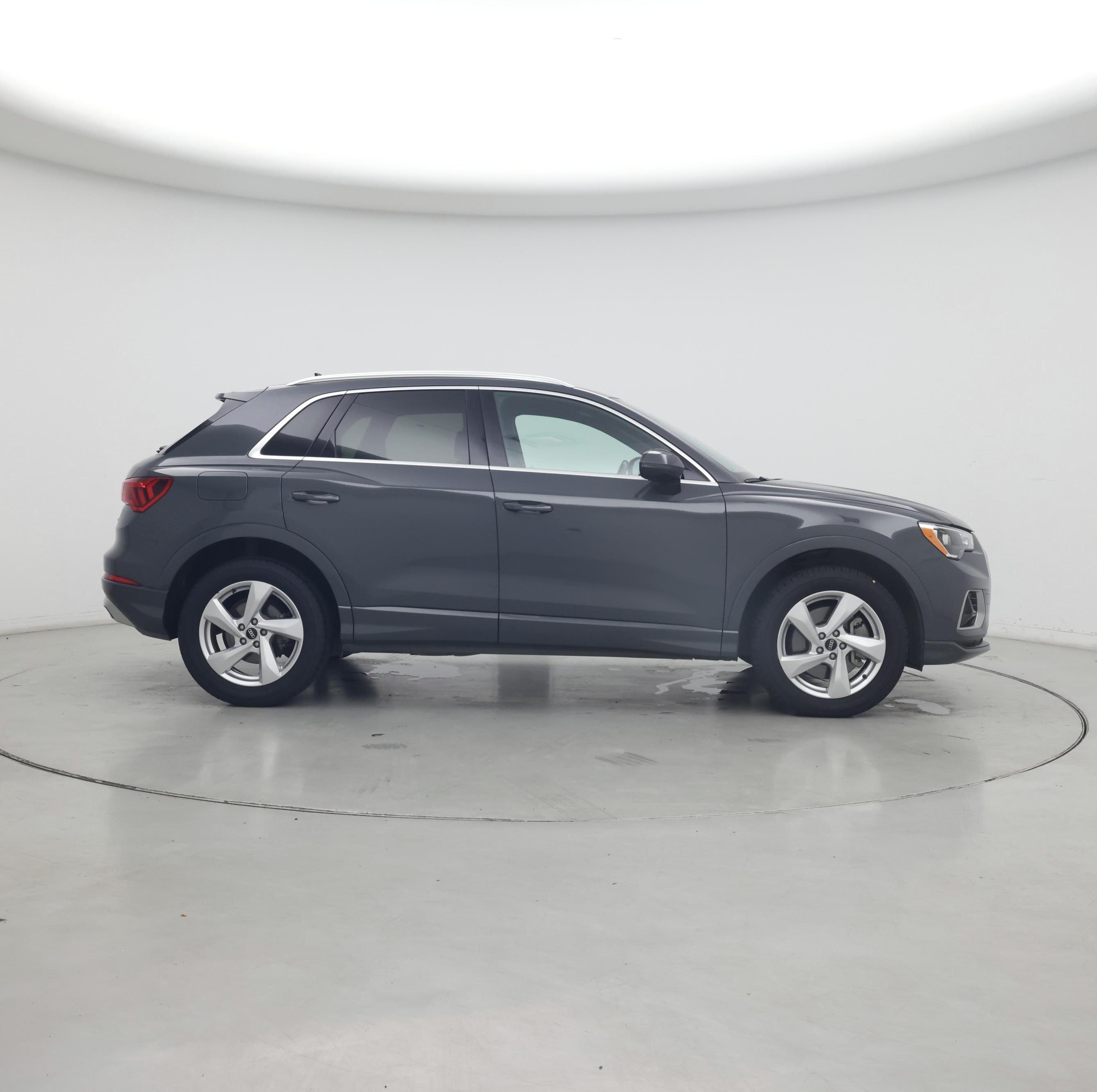 Thumbnail: 2021 Audi Q3 - 7